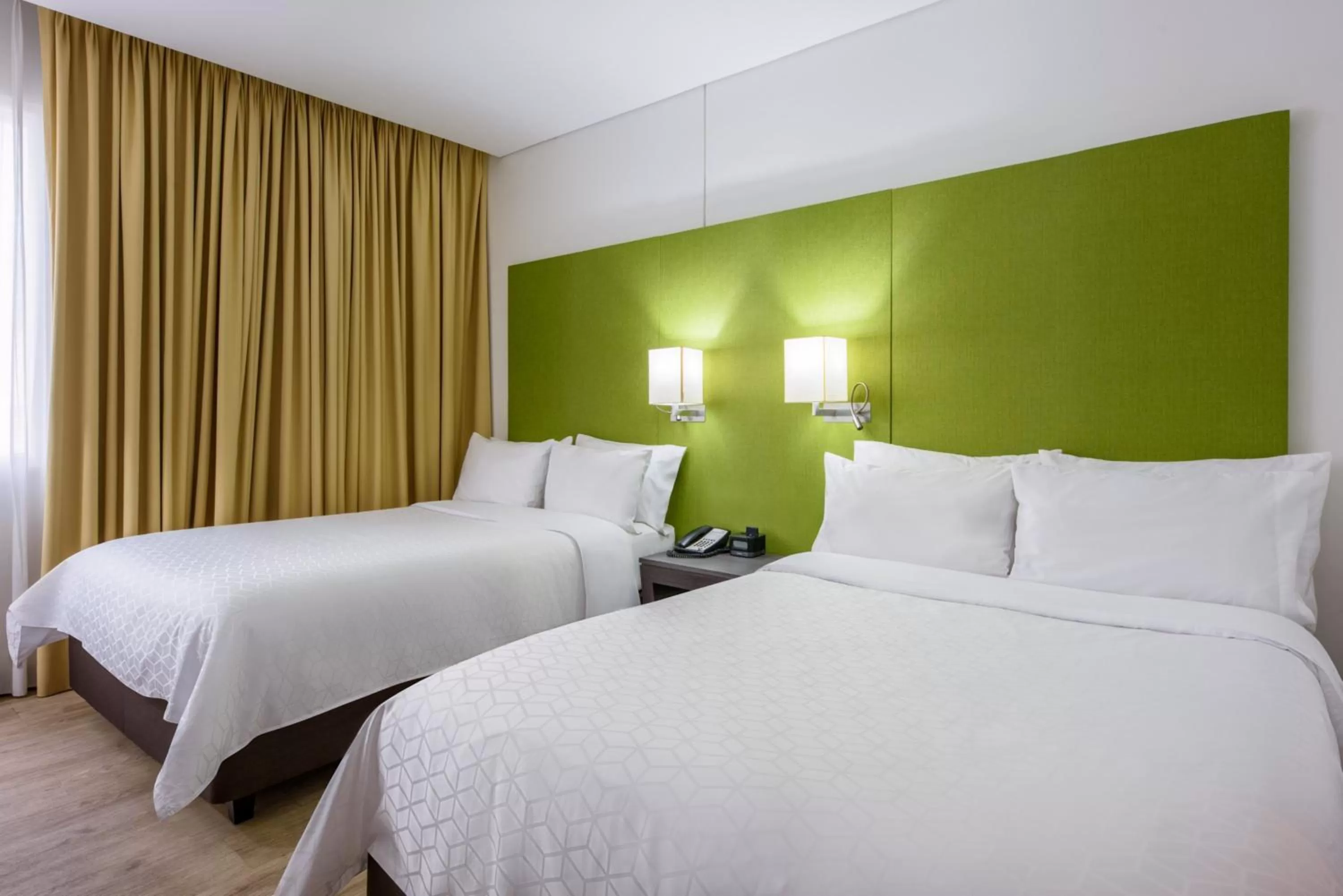 Photo of the whole room, Bed in Holiday Inn Express - Cartagena Bocagrande by IHG