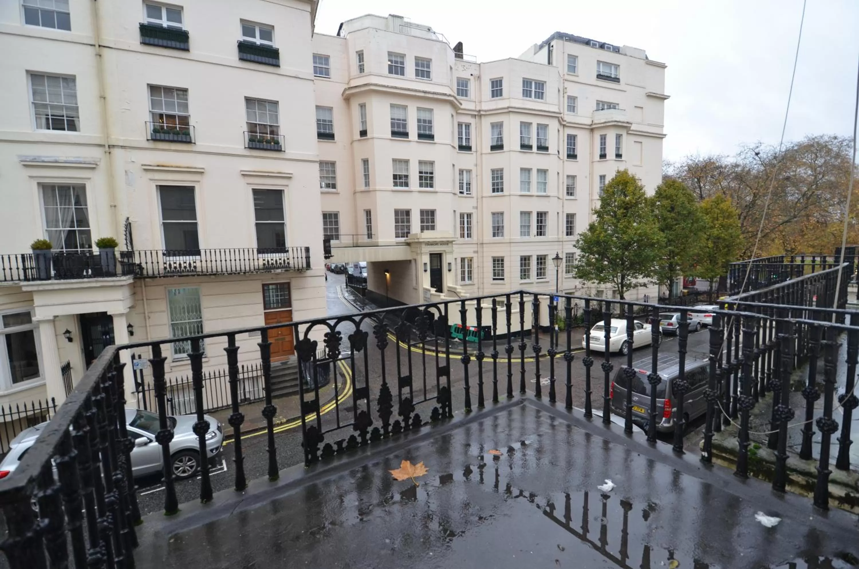Balcony/Terrace in Parkwood Hotel
