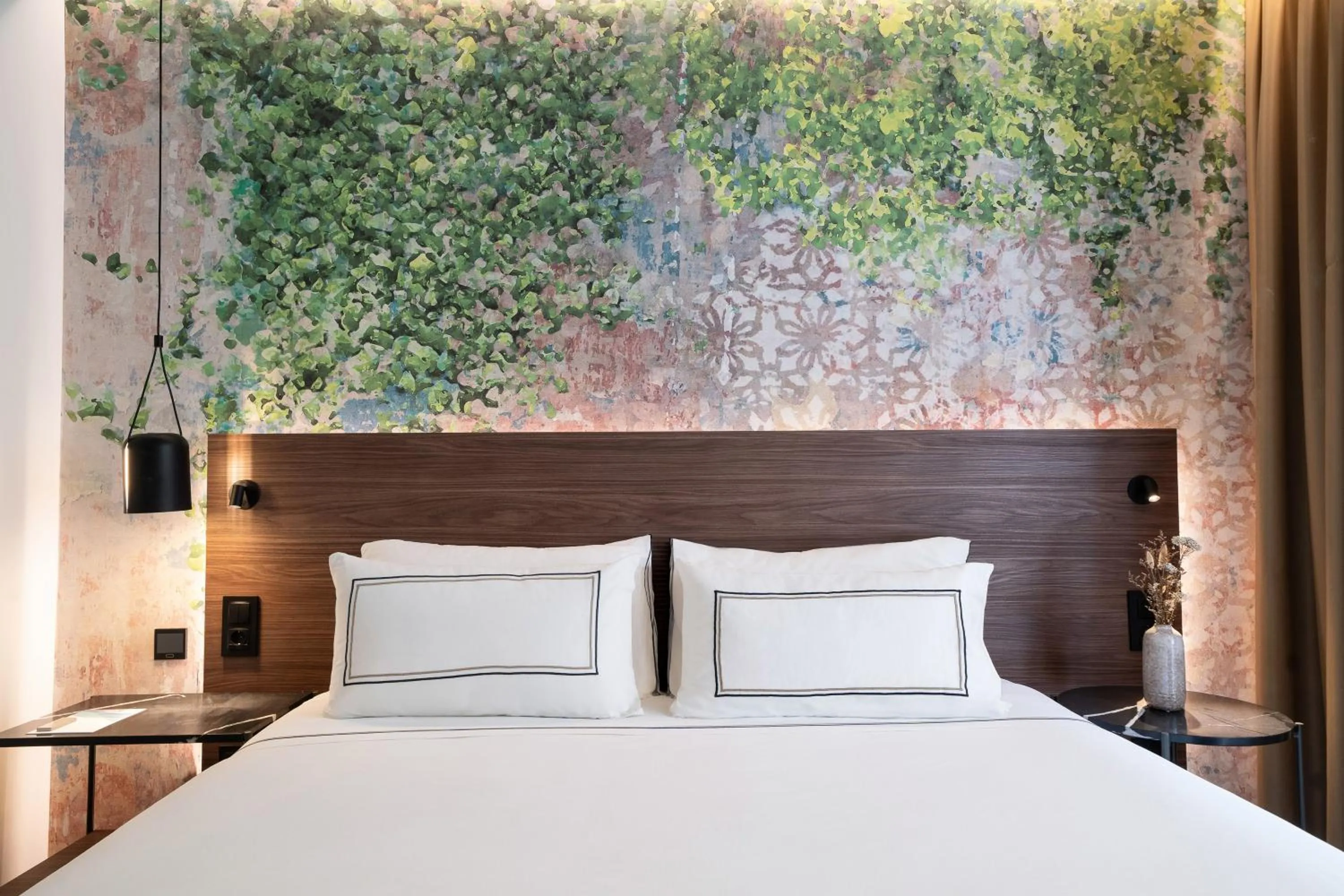 Bed in Meliá Granada