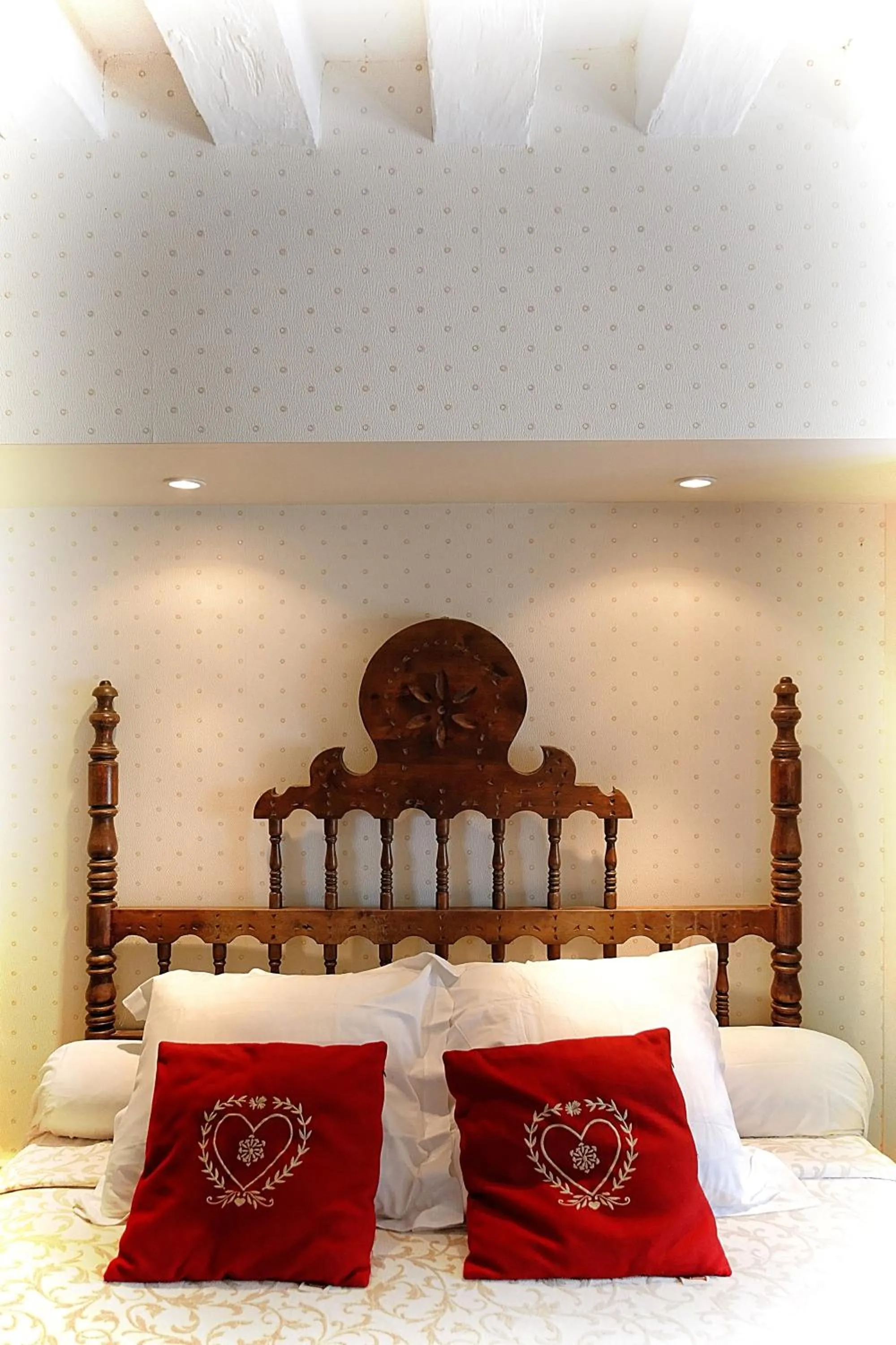 Bedroom, Bed in Grand Hôtel de l'Abbaye