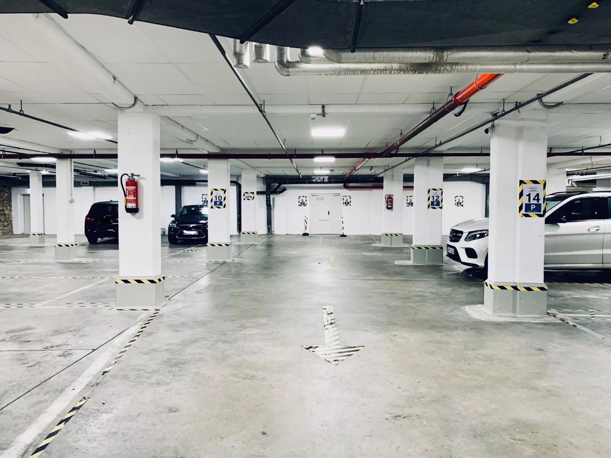 Parking in Mercure Hotel Kaiserhof City Center