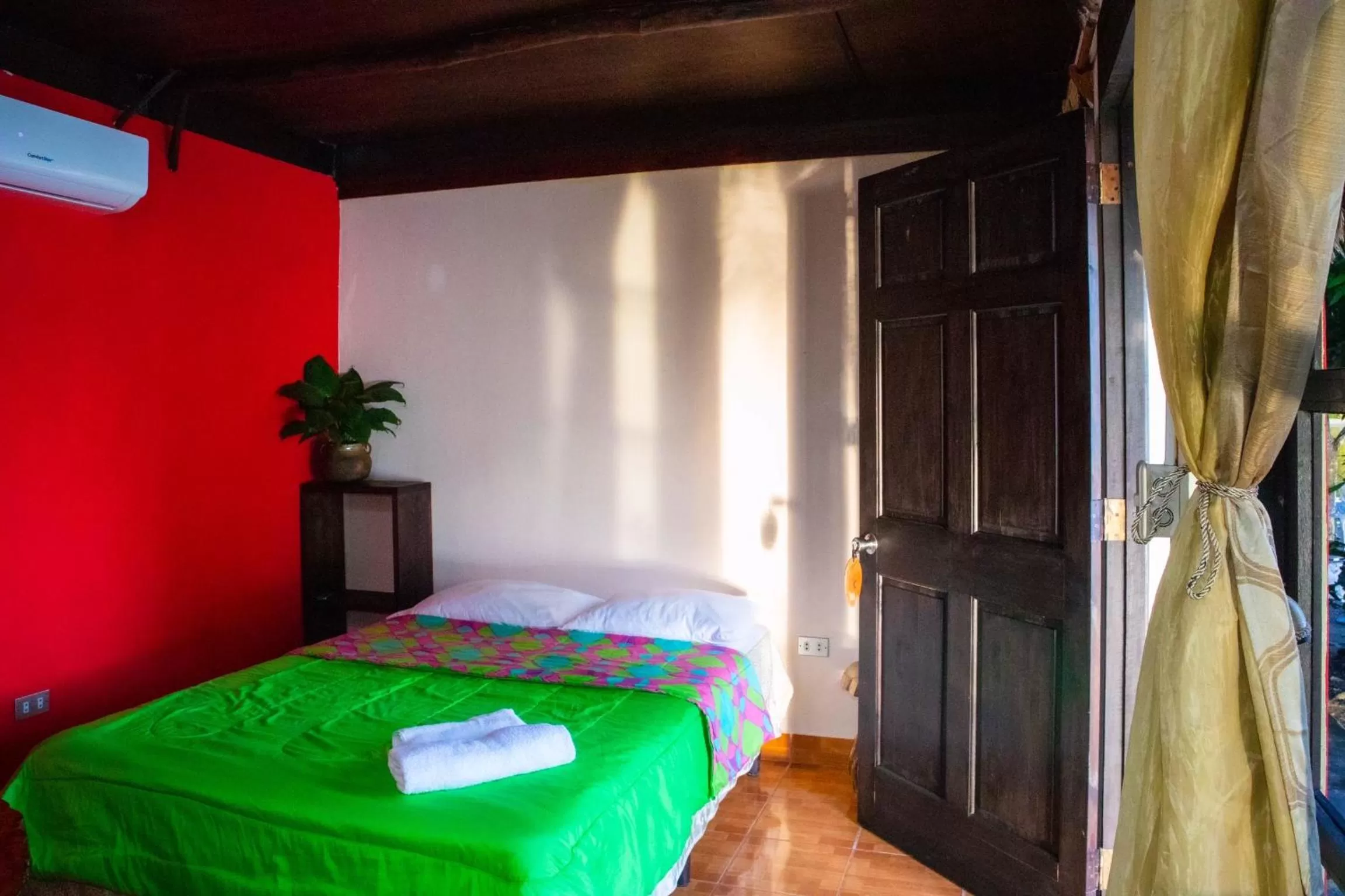 Photo of the whole room, Bed in Mayan Spirit