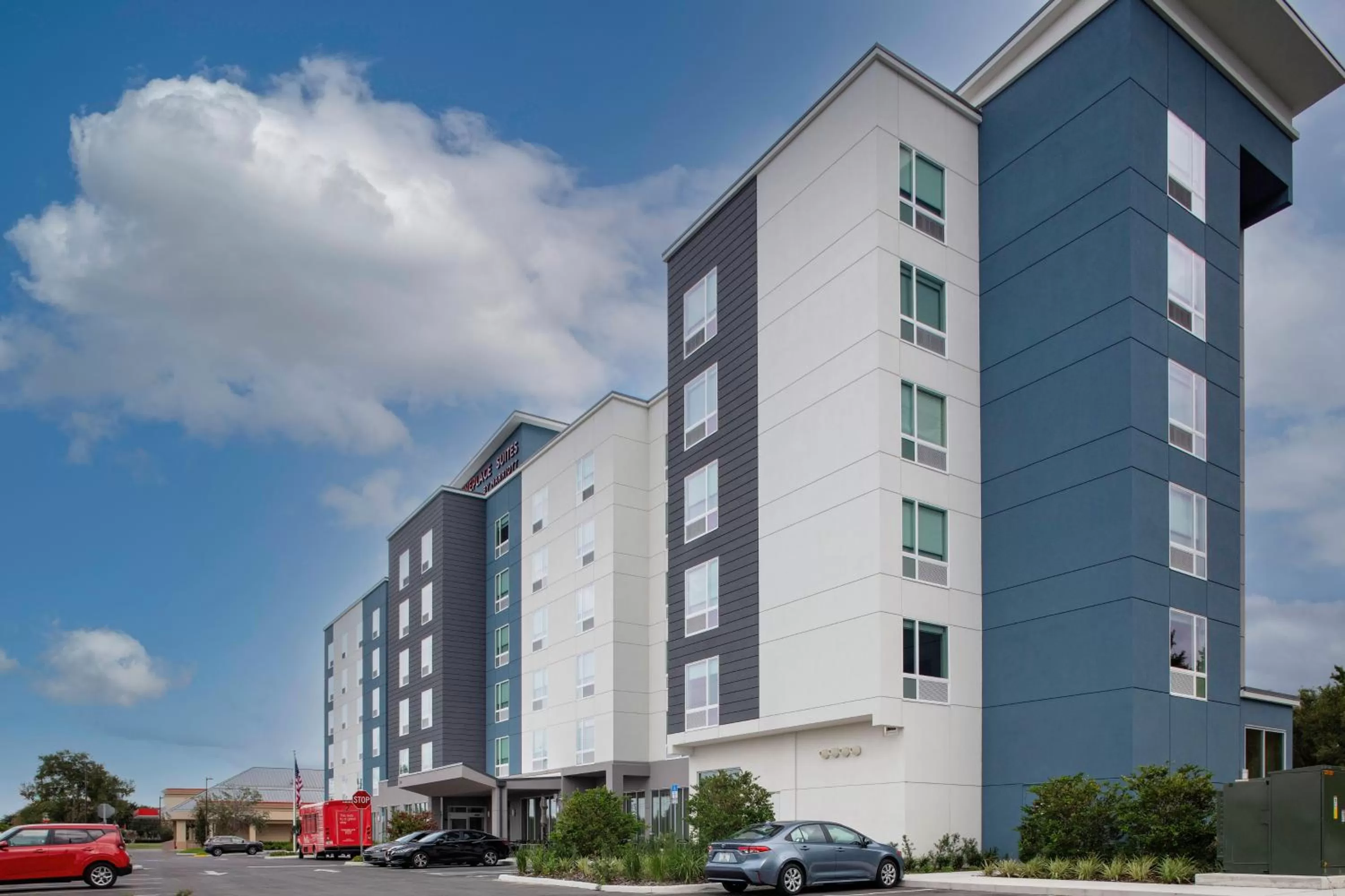 Property building in TownePlace Suites by Marriott Orlando Airport