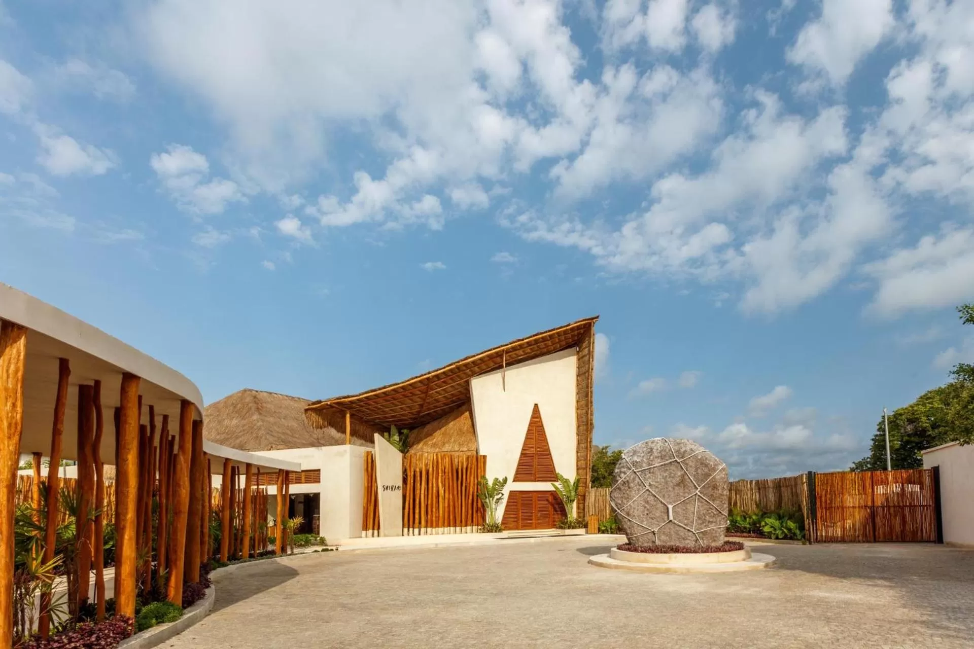 Lobby or reception in Hotel Shibari - Restaurant & Cenote Club