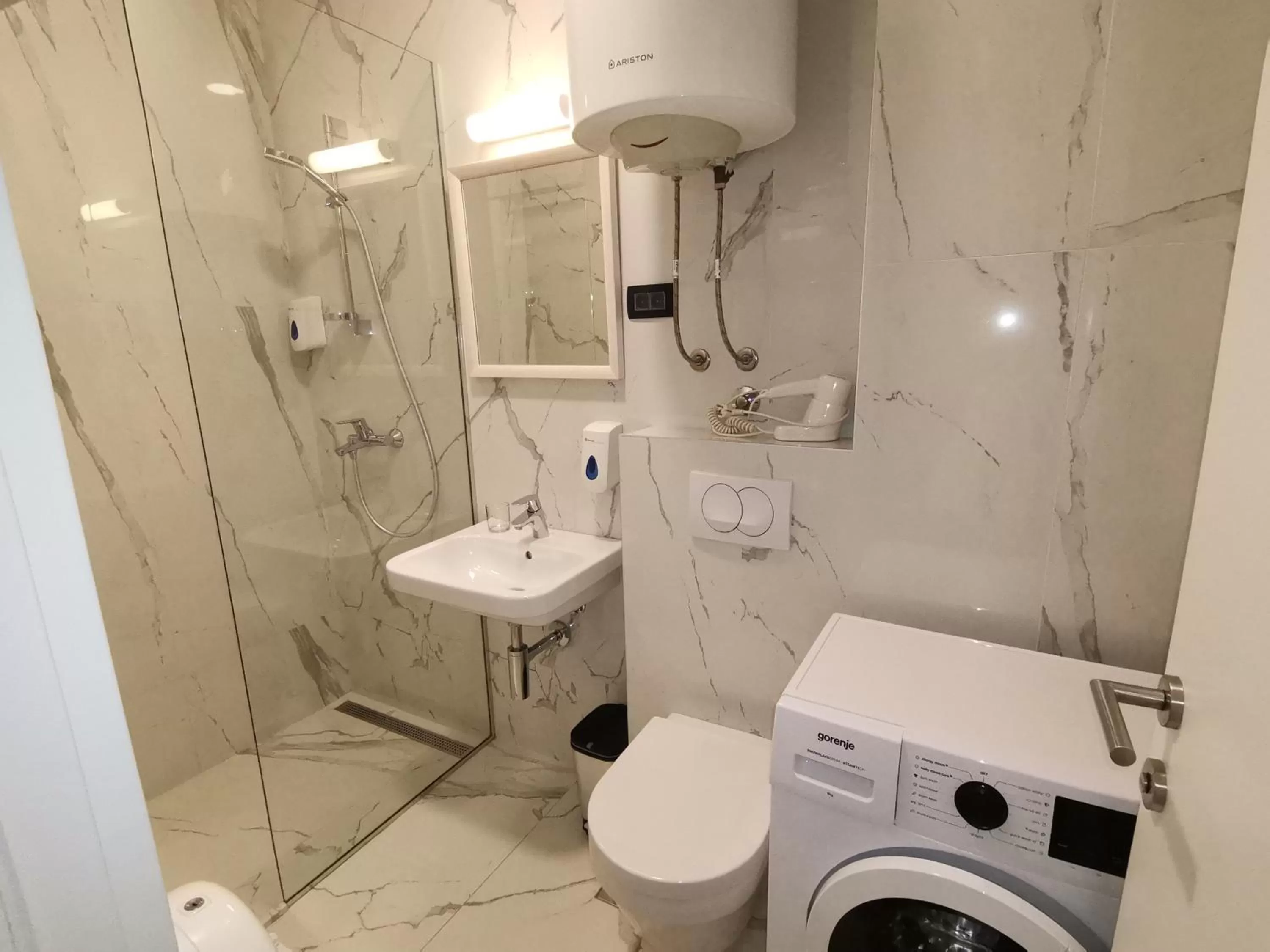 Bathroom in Dubrave apartmani