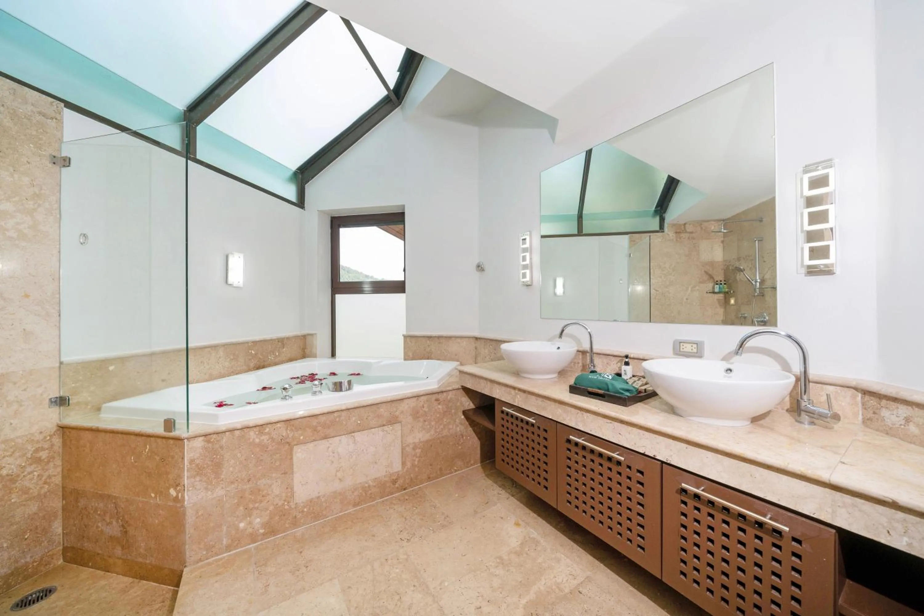 Bathroom in IndoChine Resort and Villas