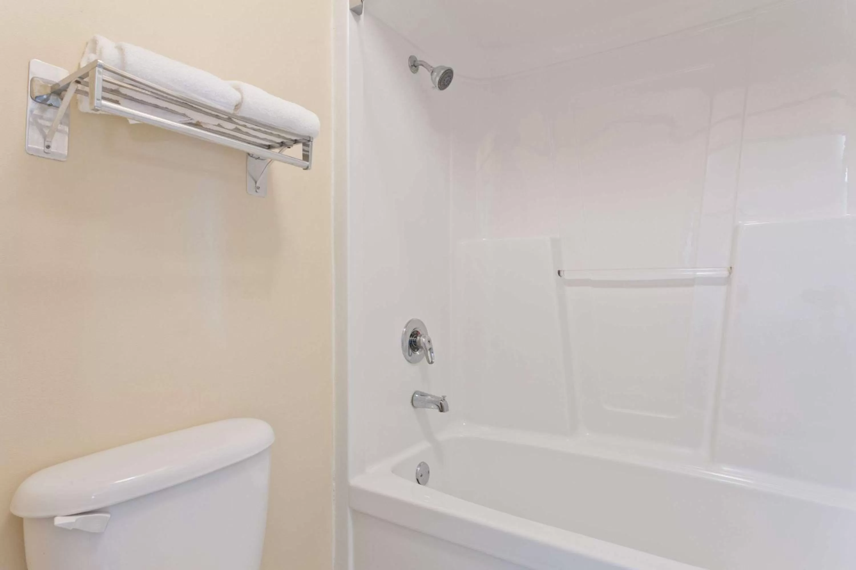 On site in Super 8 by Wyndham Franklin Hwy 31