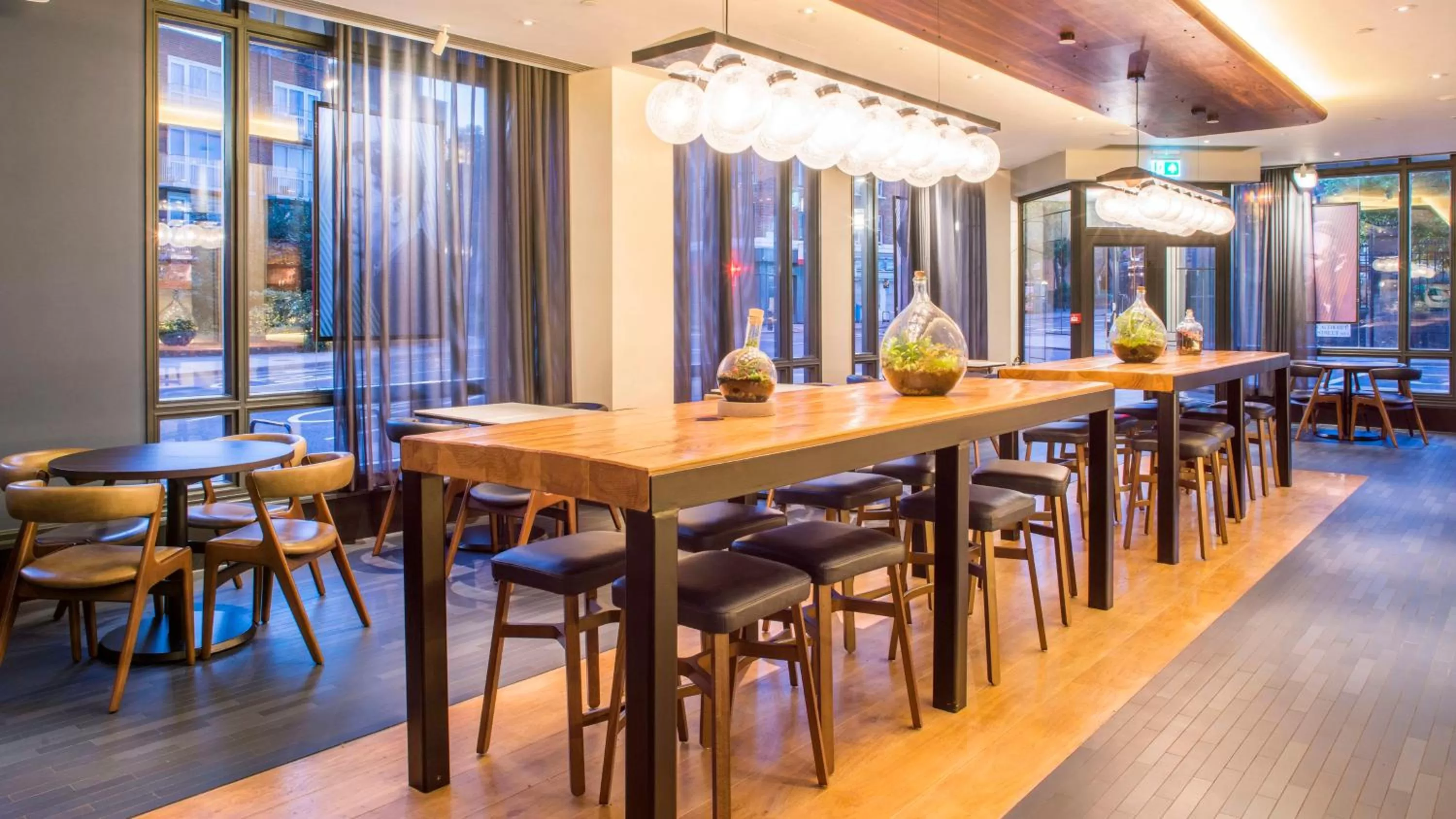 Restaurant/places to eat in Crowne Plaza London Kings Cross by IHG