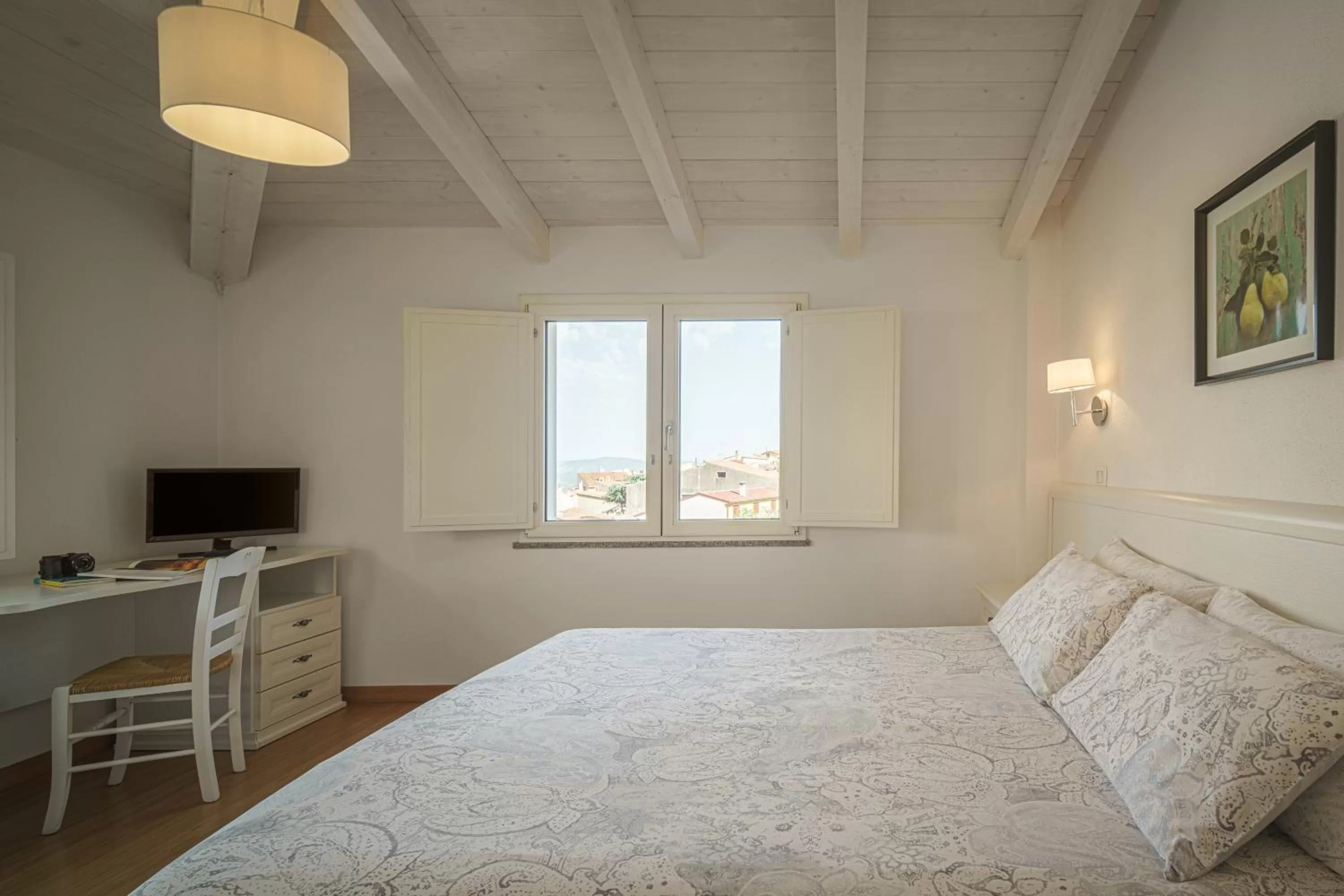 Bed in Sanctuary Armony