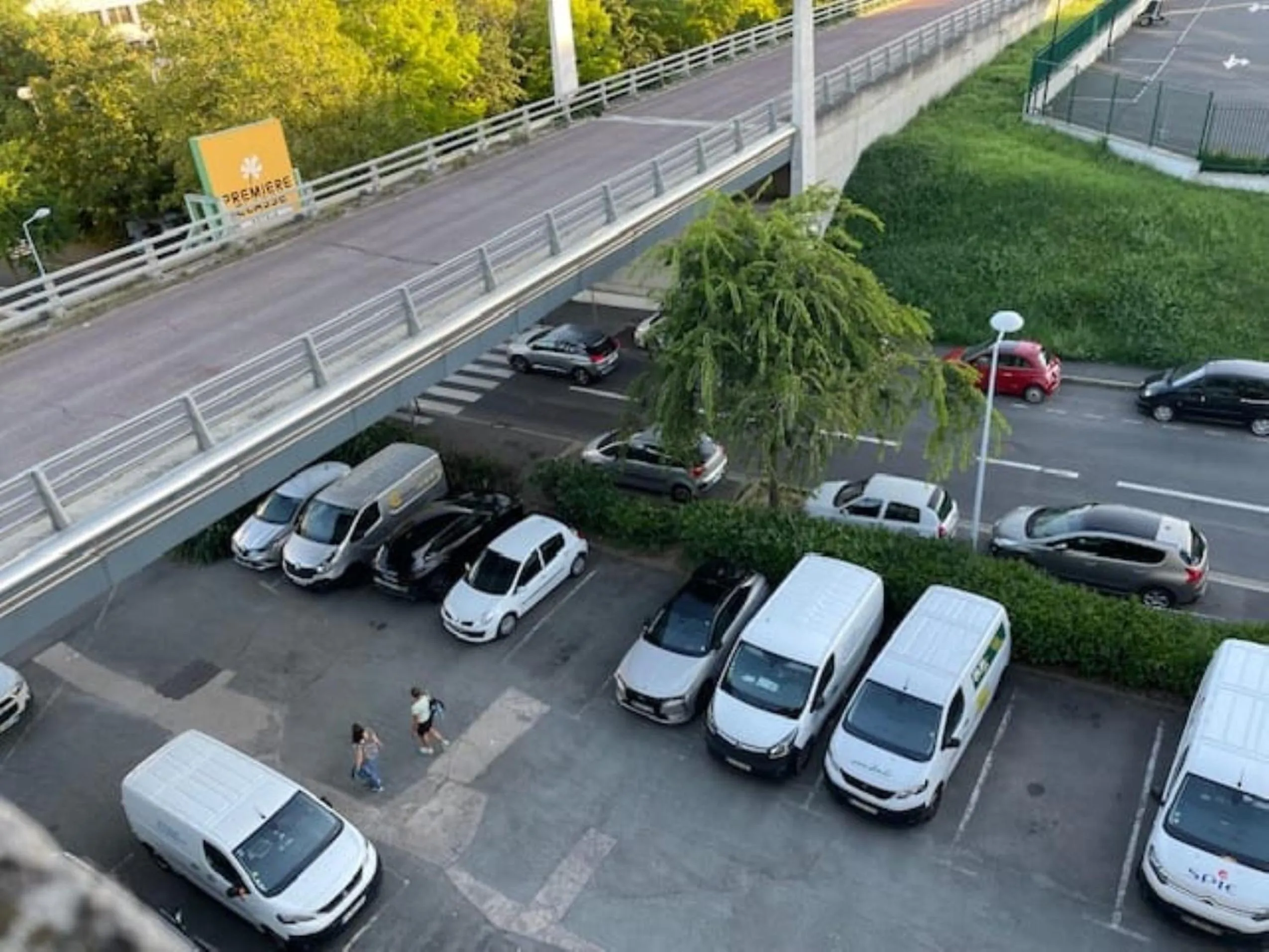 Parking in Premiere Classe Rungis - Orly