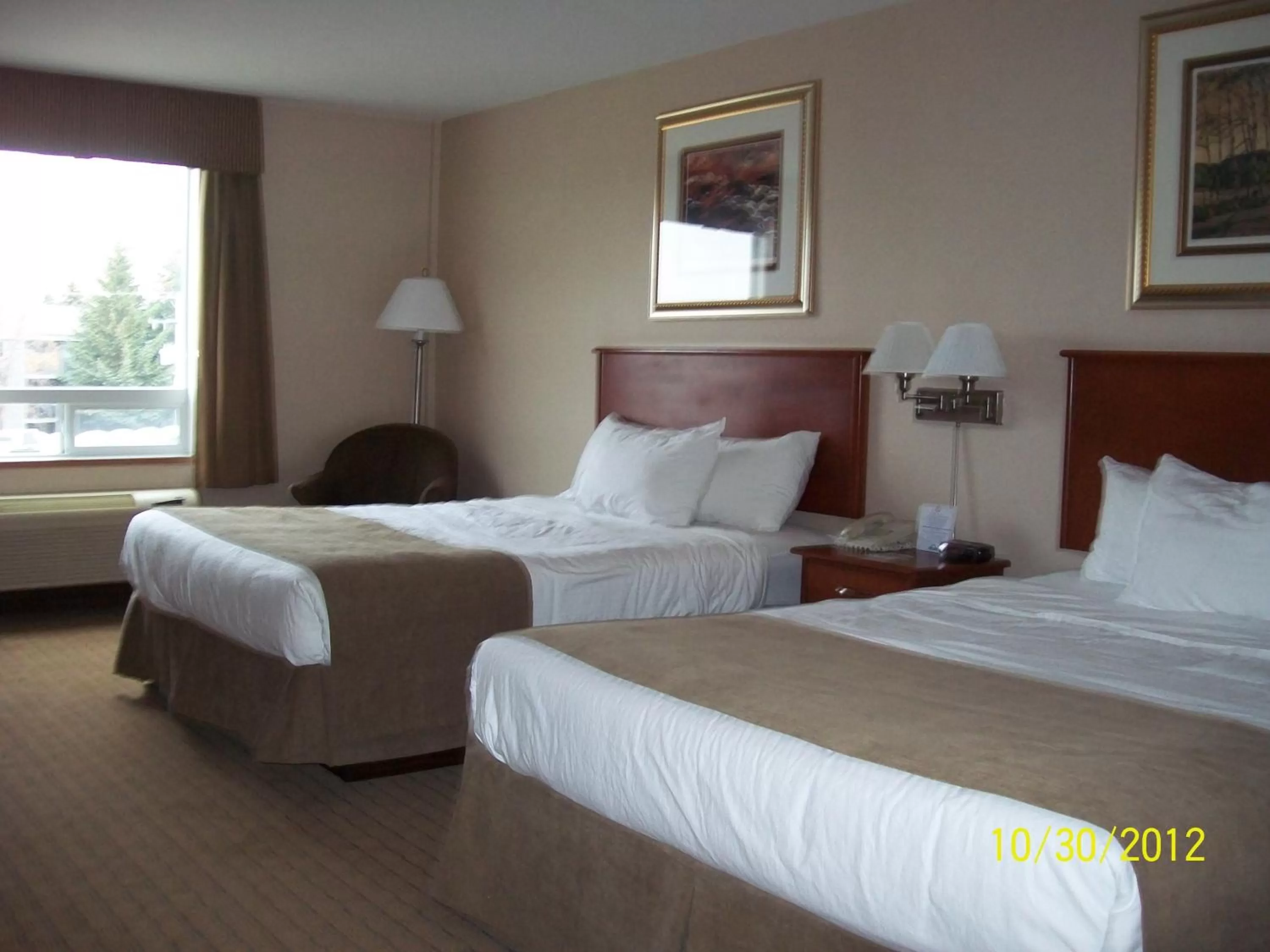 Bed in Days Inn by Wyndham Moose Jaw