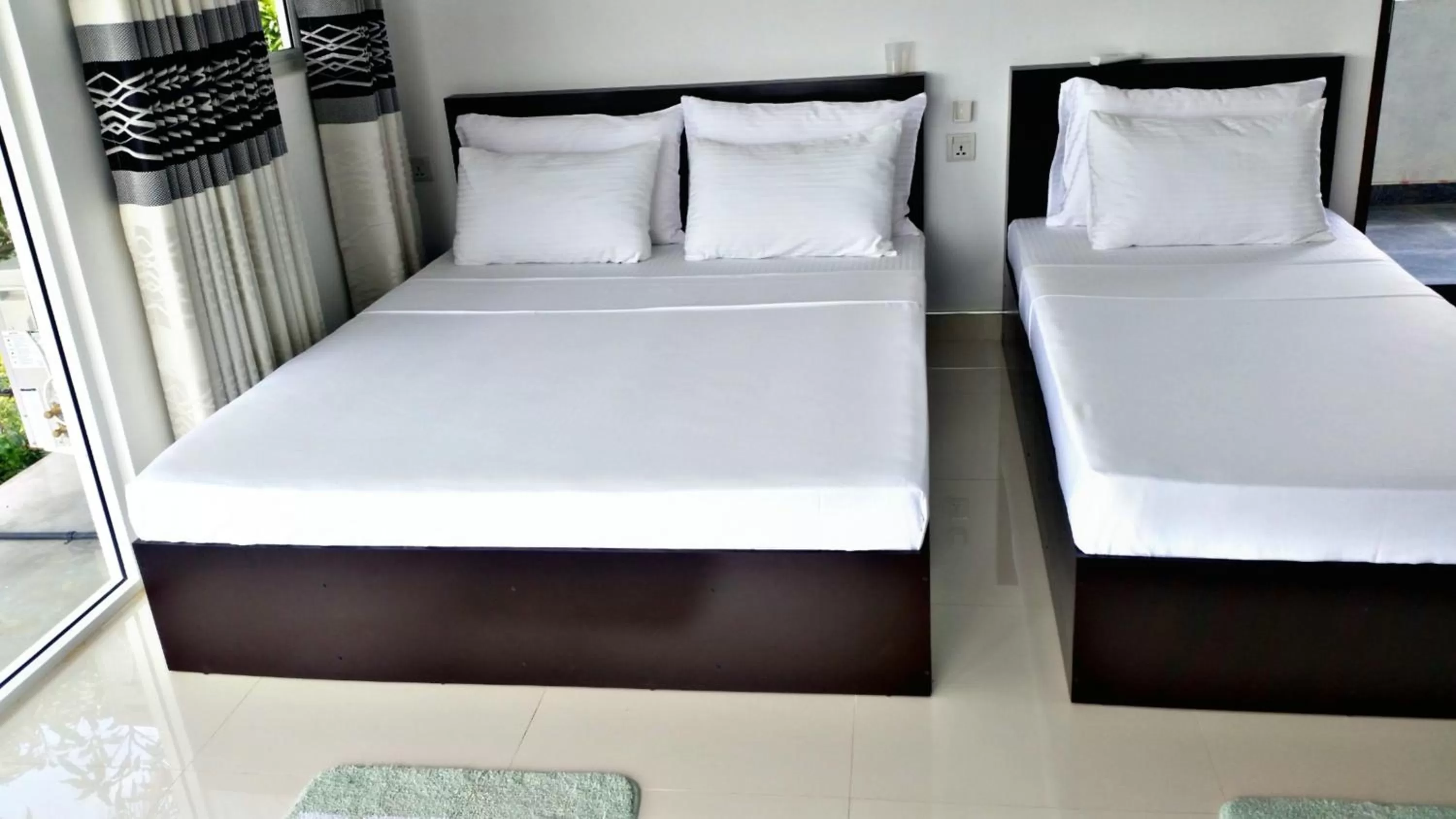 Bed in Mahaweli View Inn