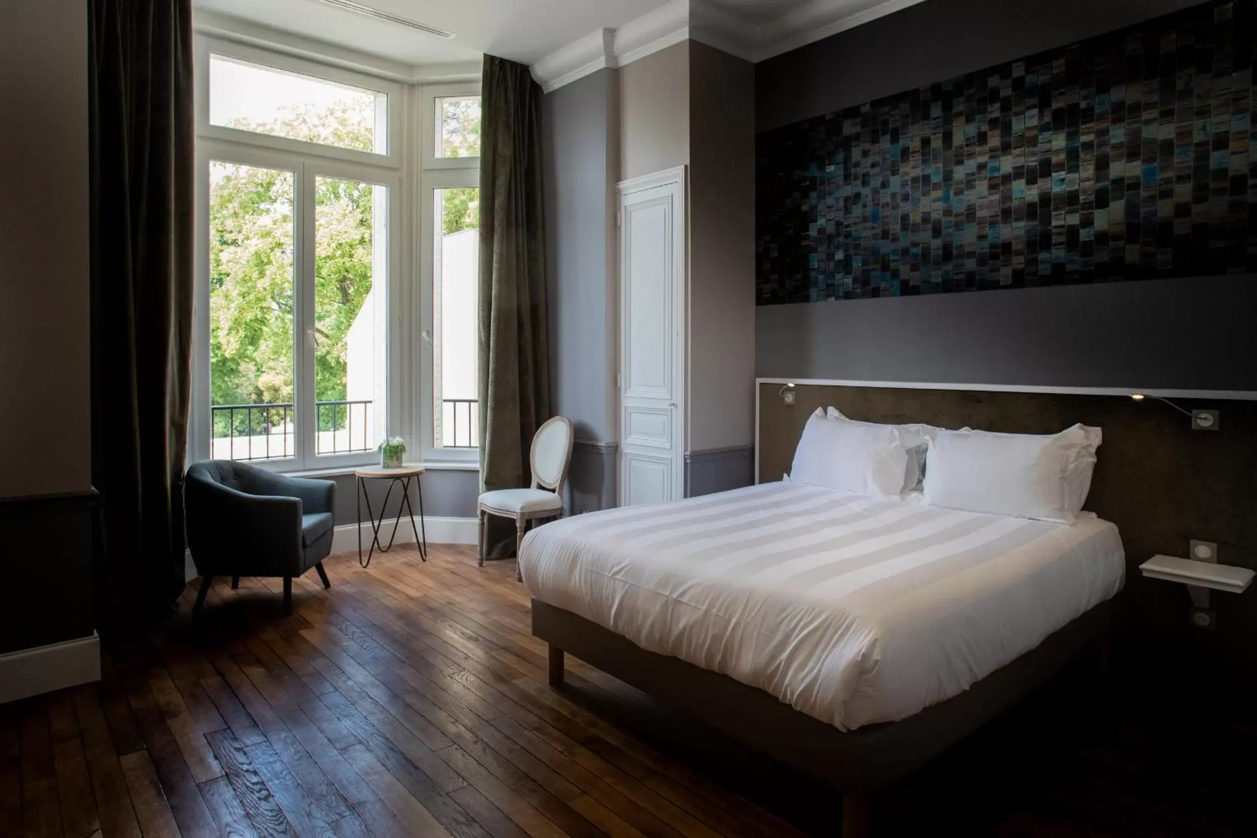 Double Room with Garden View in La Cave de l'Avenue de champagne Double Room with Garden View in La Cave de l'Avenue de champagne