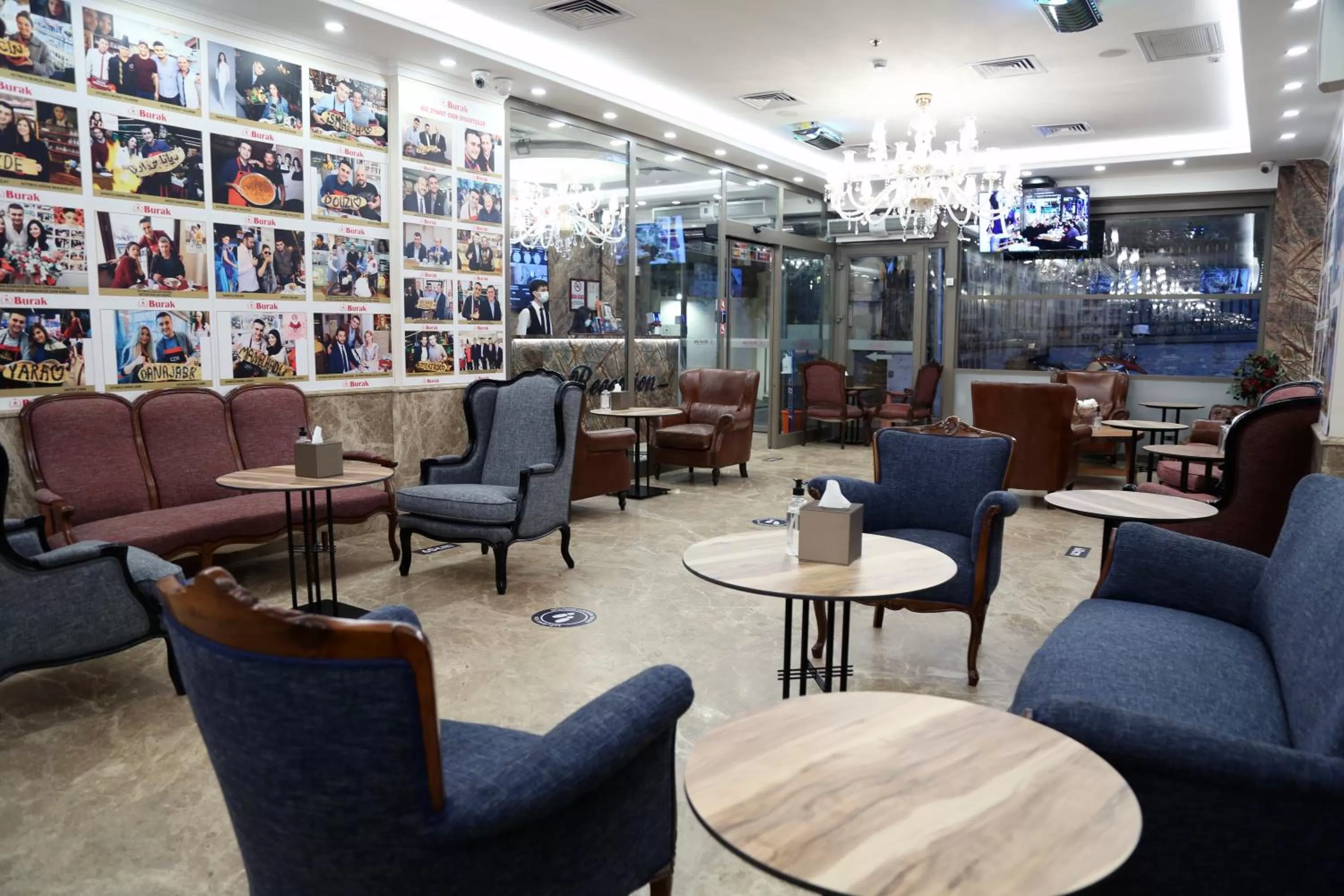 Lobby or reception in Almadina Hotel Istanbul