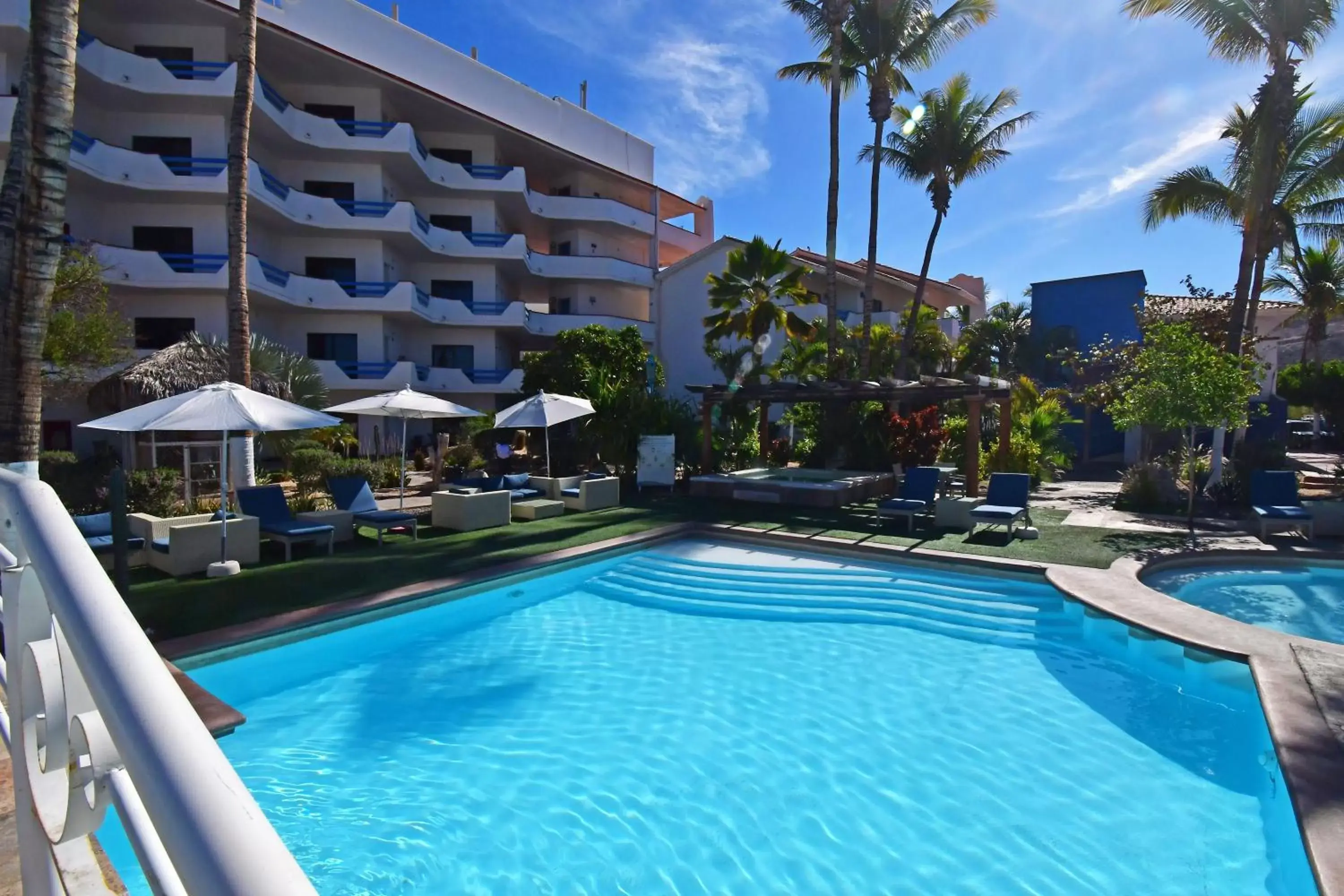 The Westmarine Waterfront Hotel The Westmarine Waterfront Hotel