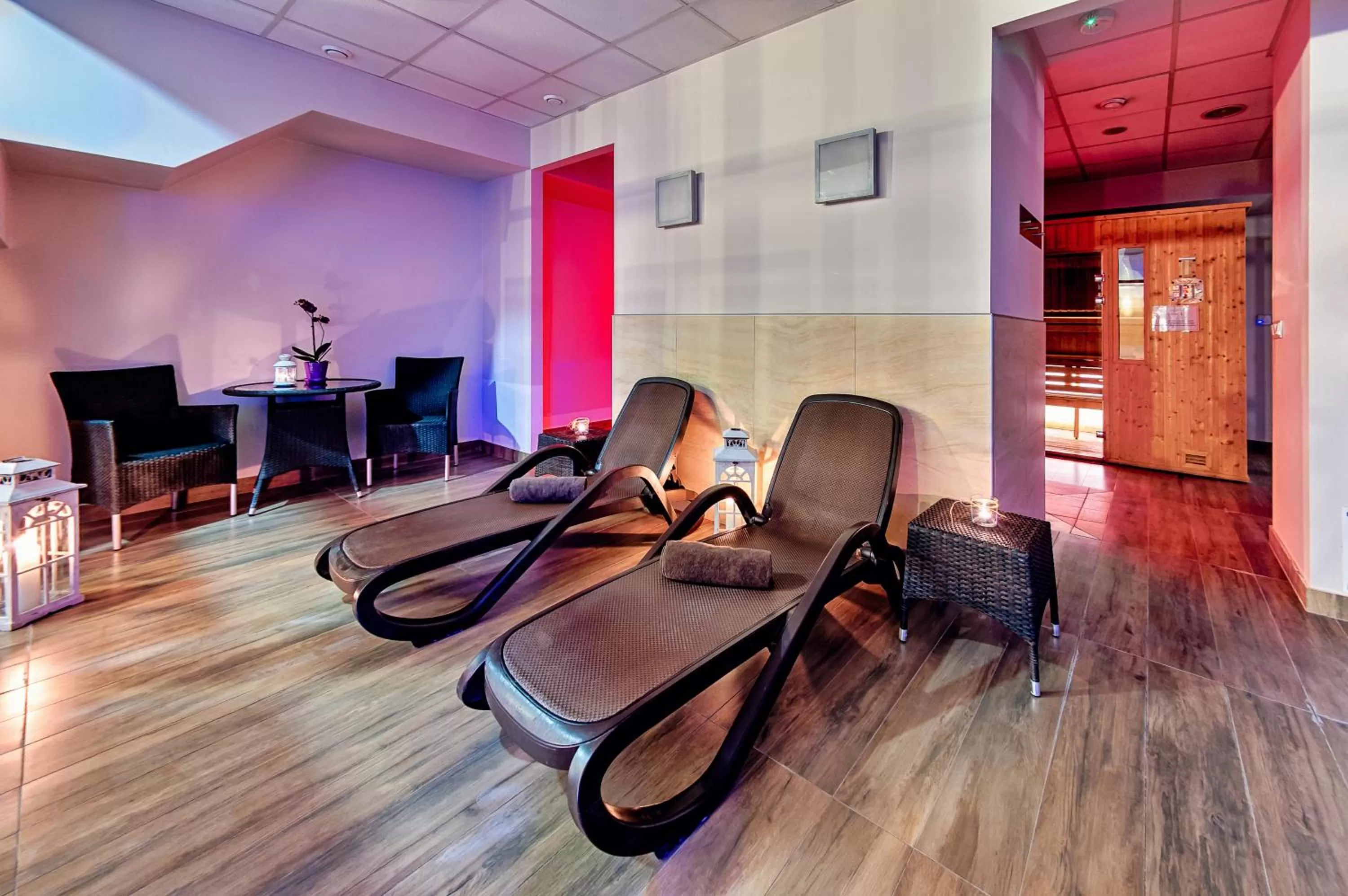 Seating area in Grand Royal Hotel