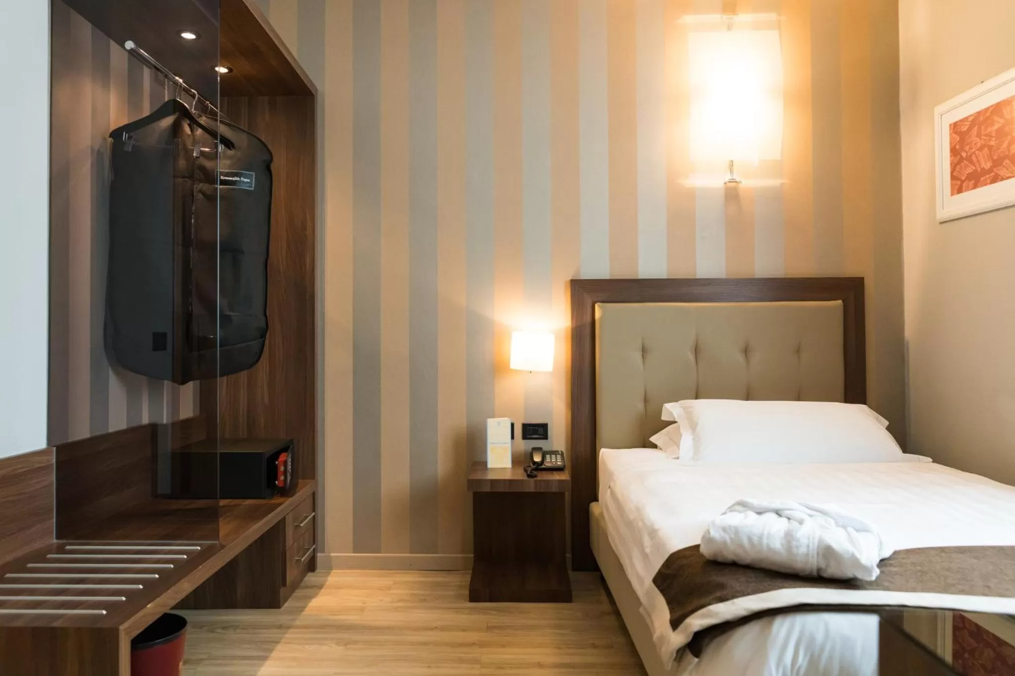 Bedroom, Bed in Hotel Royal Falcone