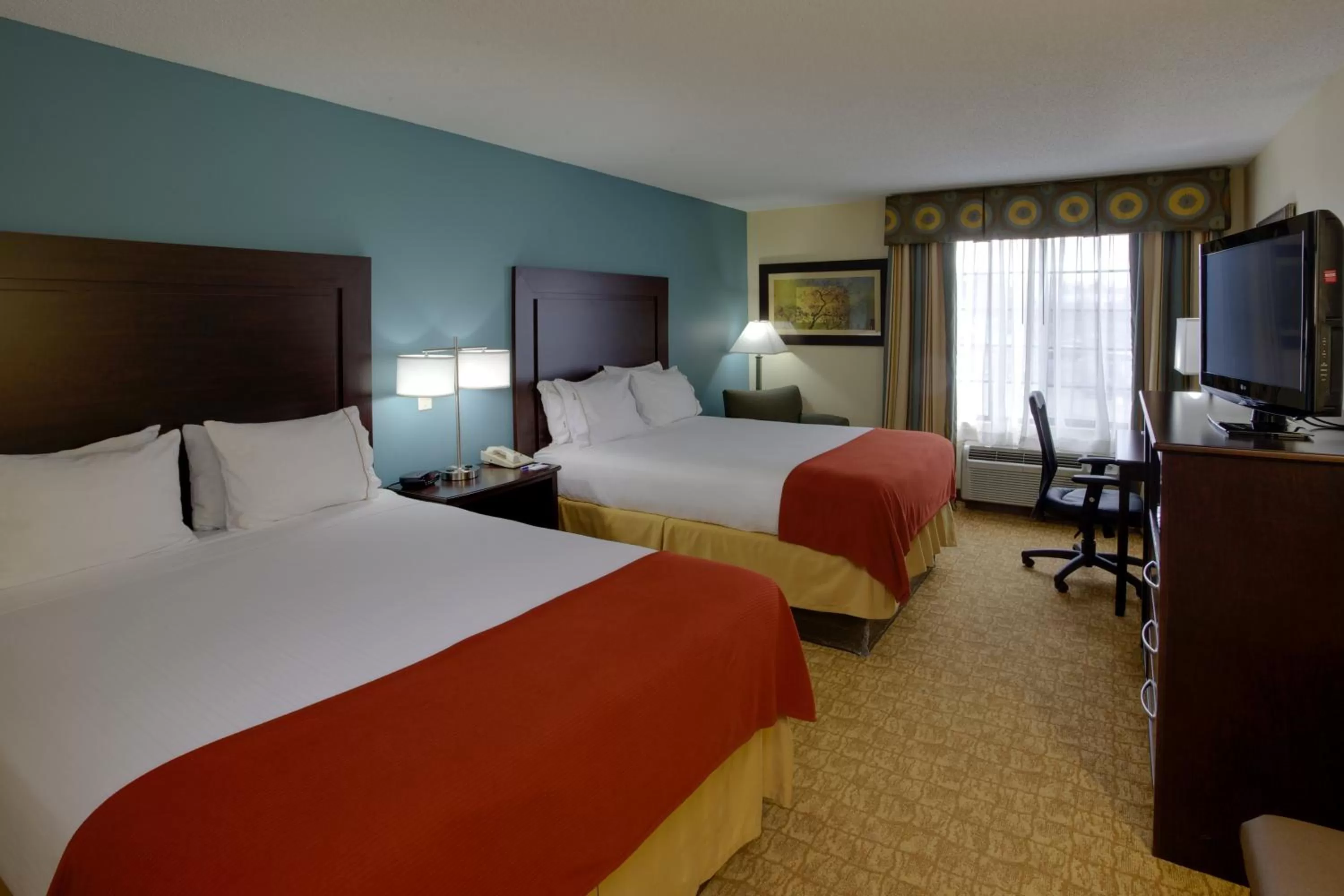 Photo of the whole room in Holiday Inn Express Winston-Salem by IHG