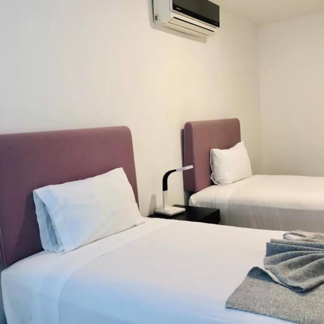 View (from property/room), Bed in Container Inn Hotel Aeropuerto