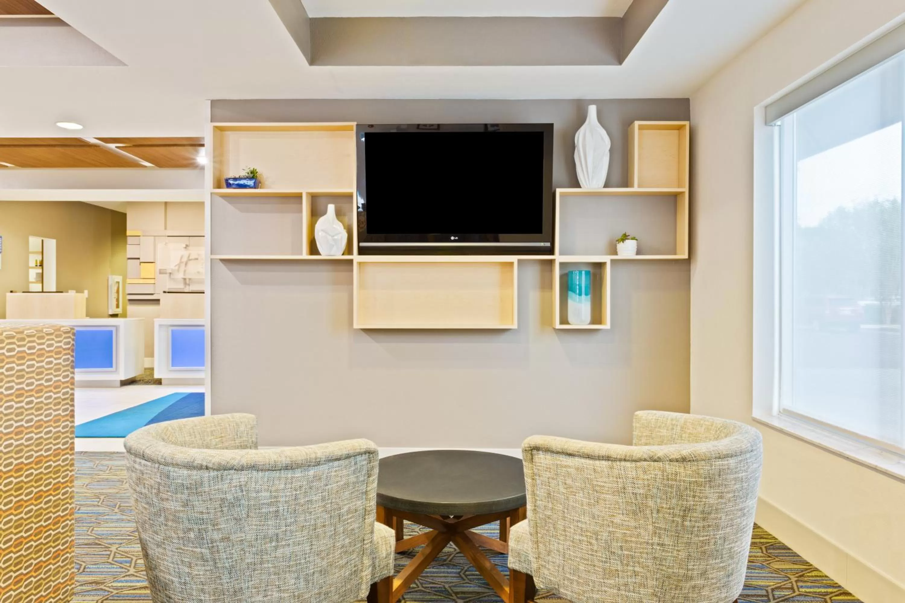 Property building in Holiday Inn Express & Suites Tavares by IHG