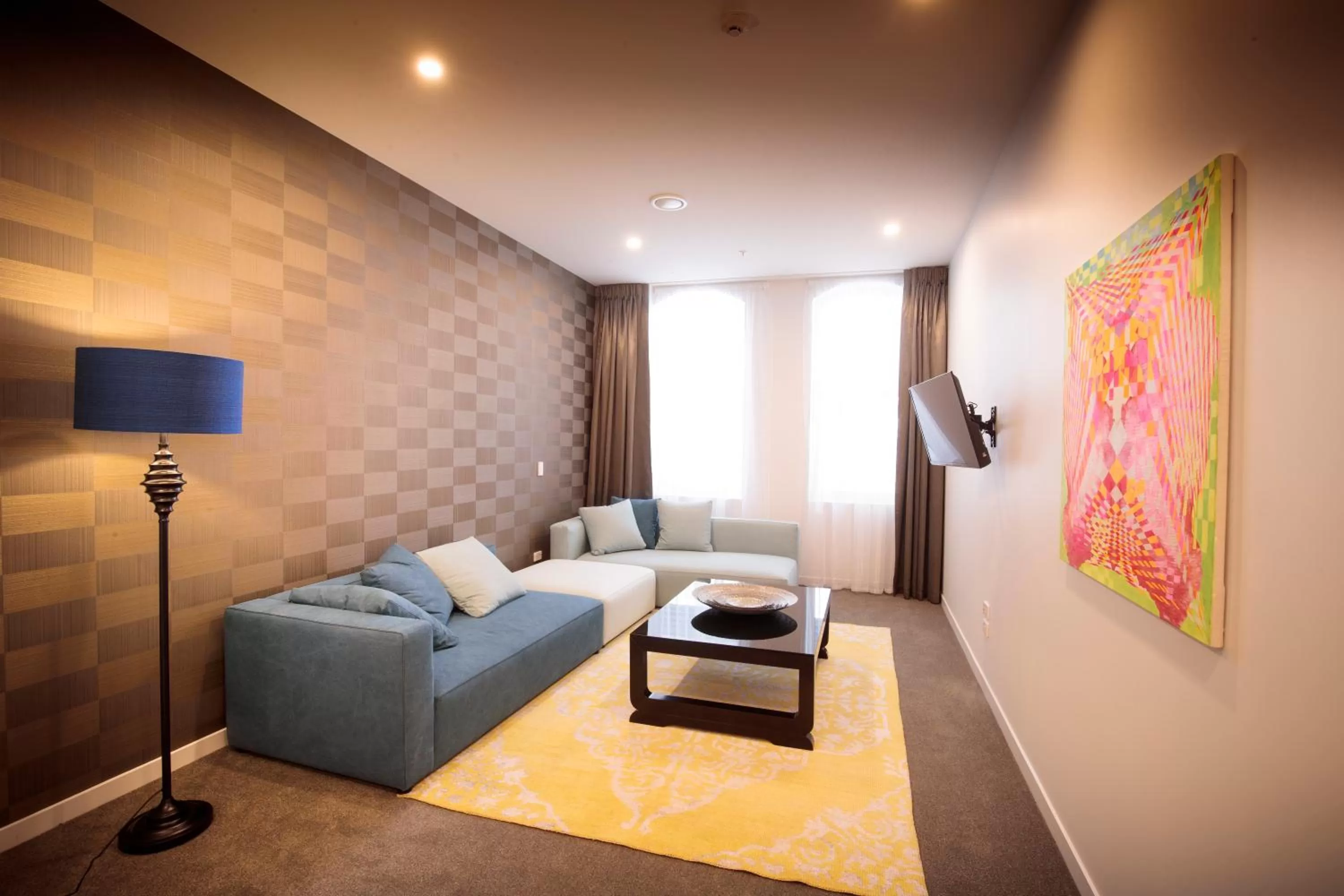 Seating area in Hotel 115