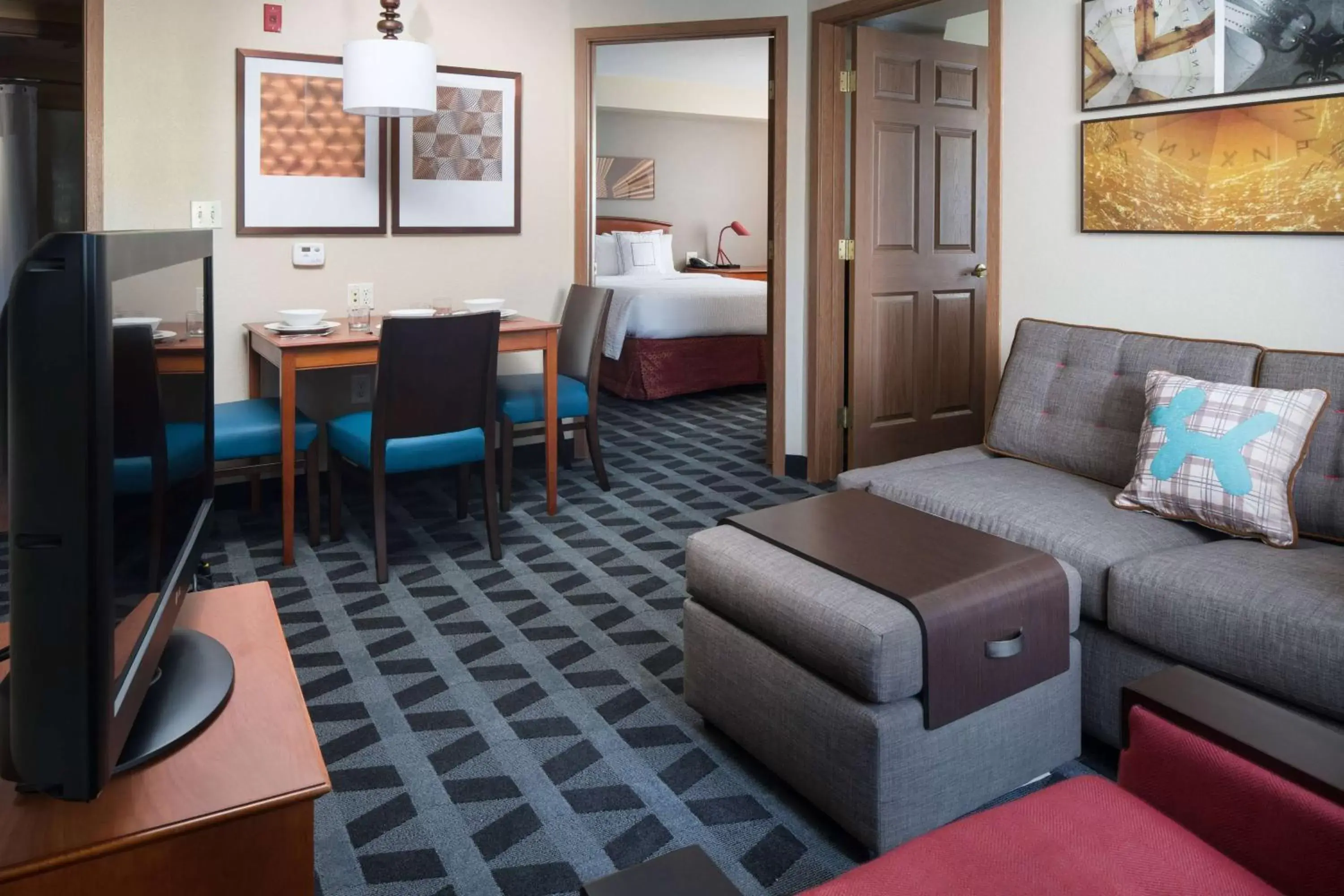 Mobility/Hearing Accessible Two Bedroom Suite - Queen in Each Shower in Sonesta Simply Suites Seattle Renton Mobility/Hearing Accessible Two Bedroom Suite - Queen in Each Shower in Sonesta Simply Suites Seattle Renton