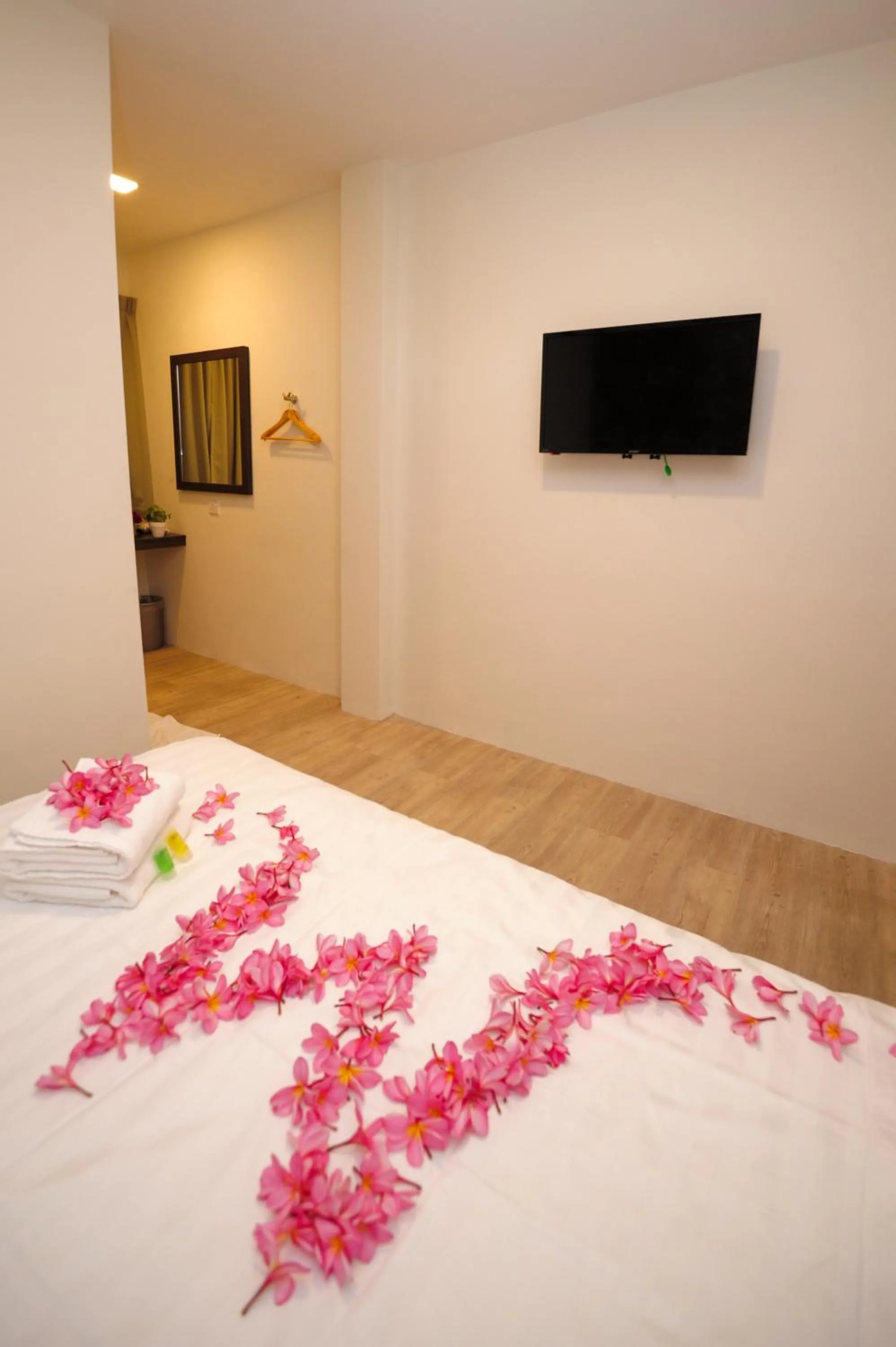 Photo of the whole room, Bed in Hotel Mezzo