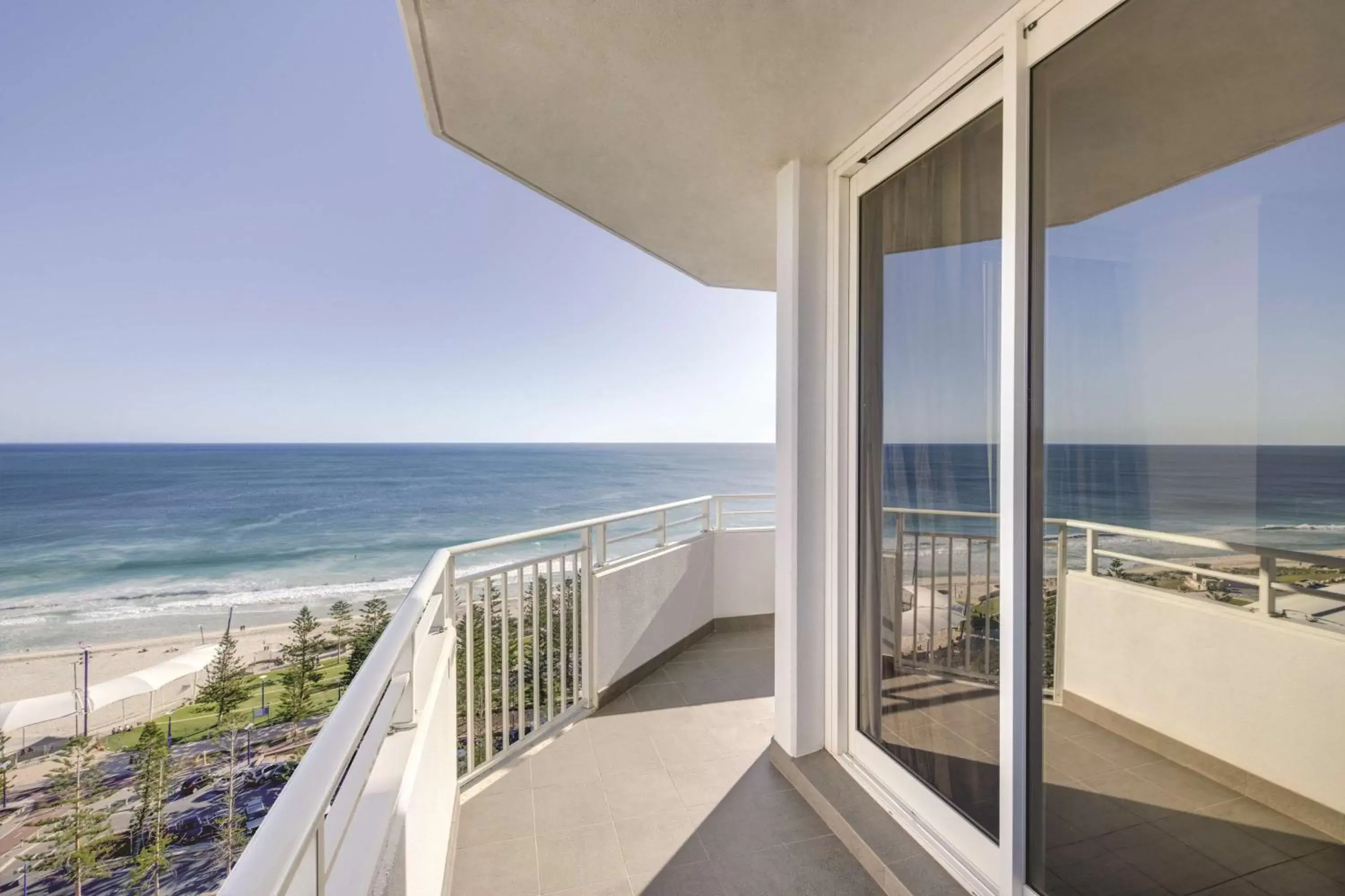 Sunset Oceanview Corner Room in Rendezvous Hotel Perth Scarborough Sunset Oceanview Corner Room in Rendezvous Hotel Perth Scarborough