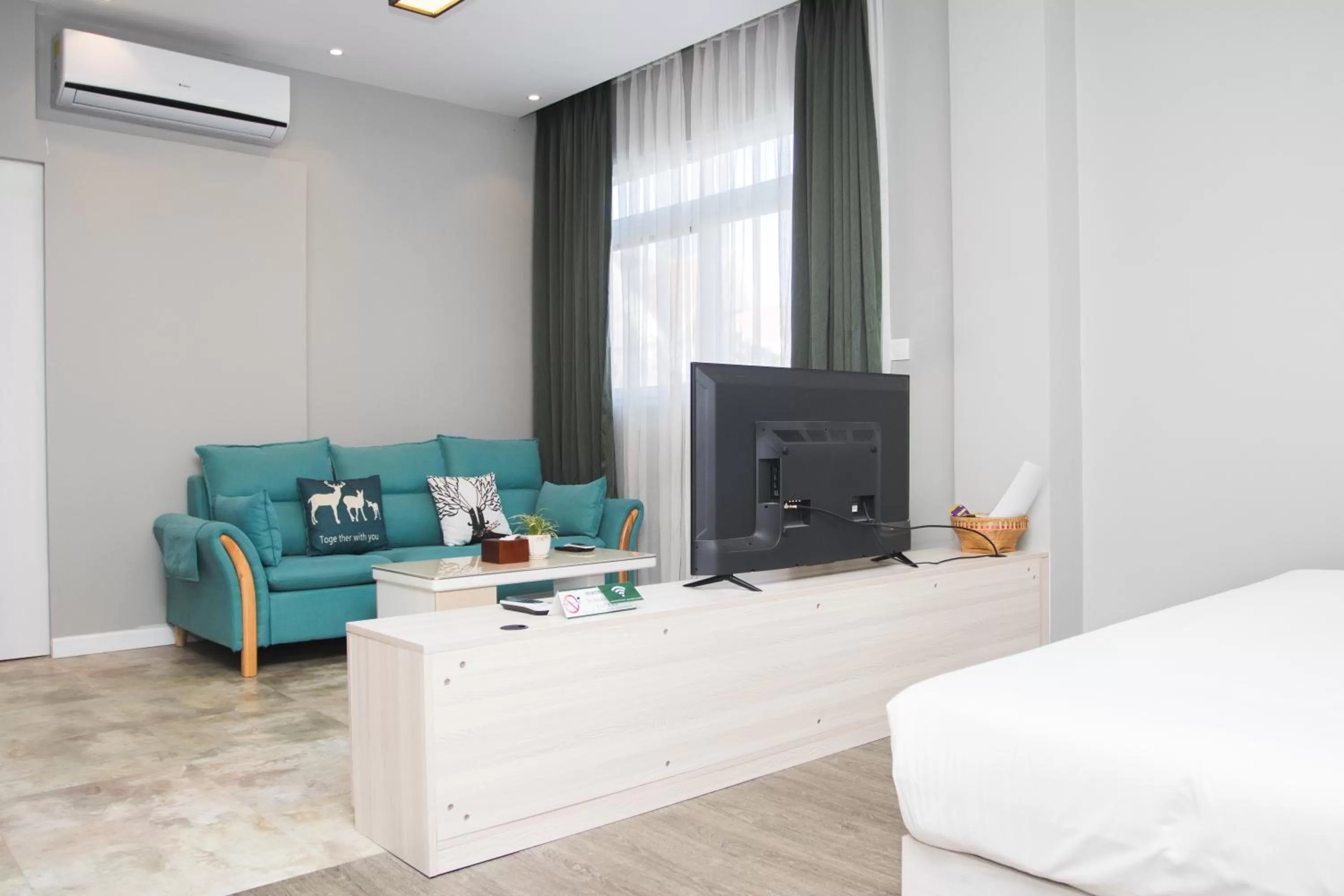 TV and multimedia, Bed in Cambodian Country Club