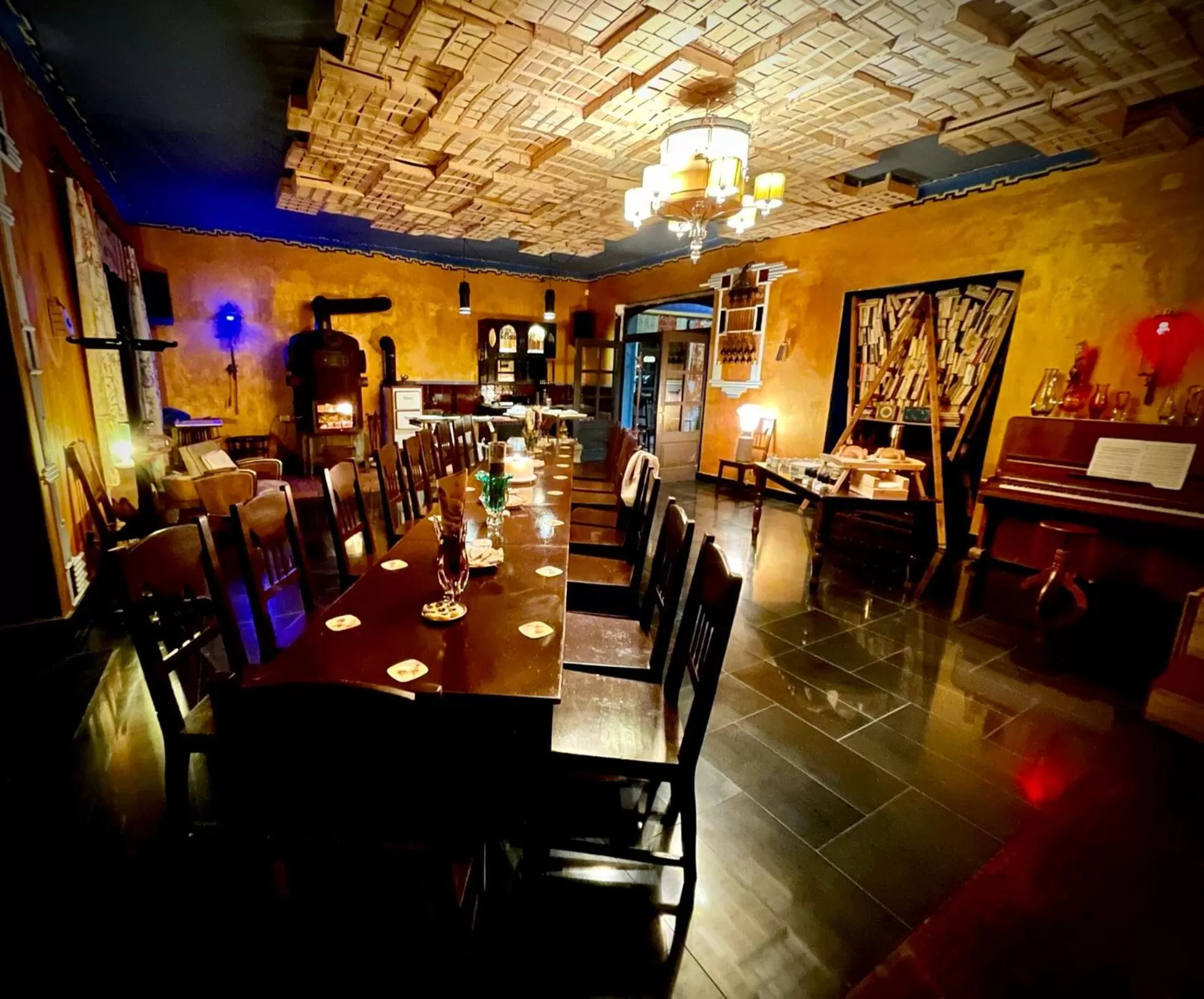 HARABURDI® Recyclart Hotel