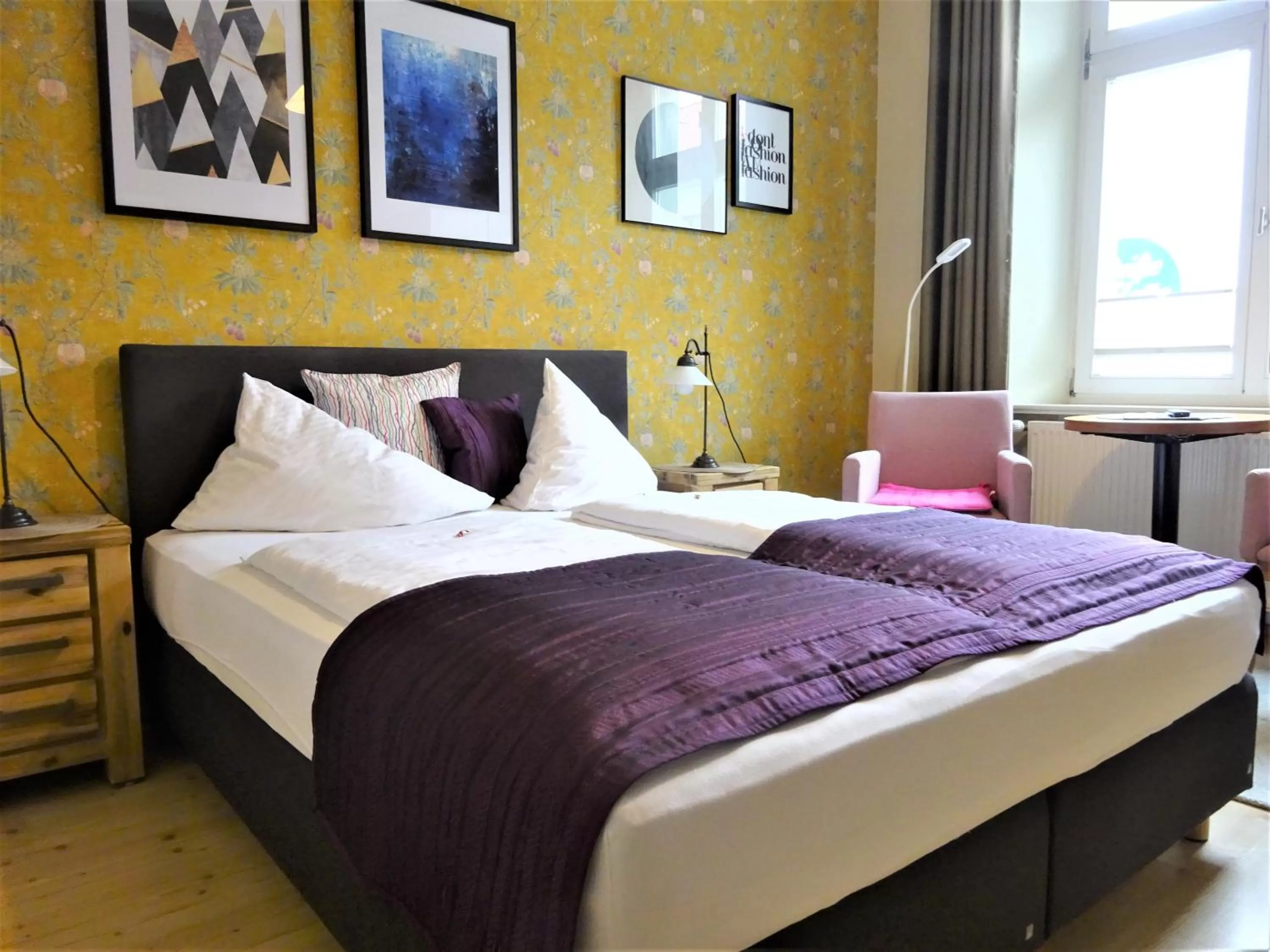 Bed in Pension Zur Fährbrücke