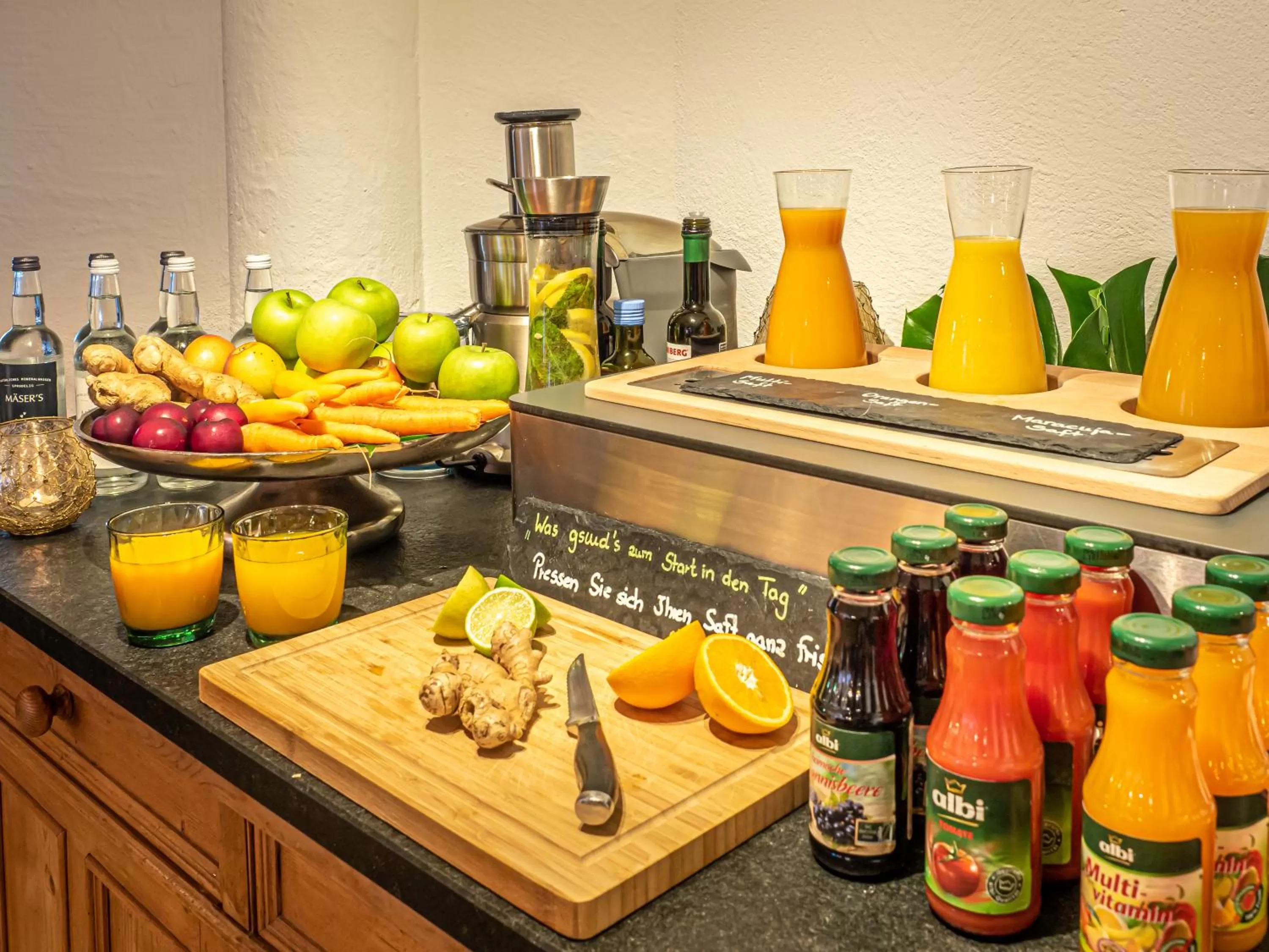 Buffet breakfast in Mäsers Allgäuherz