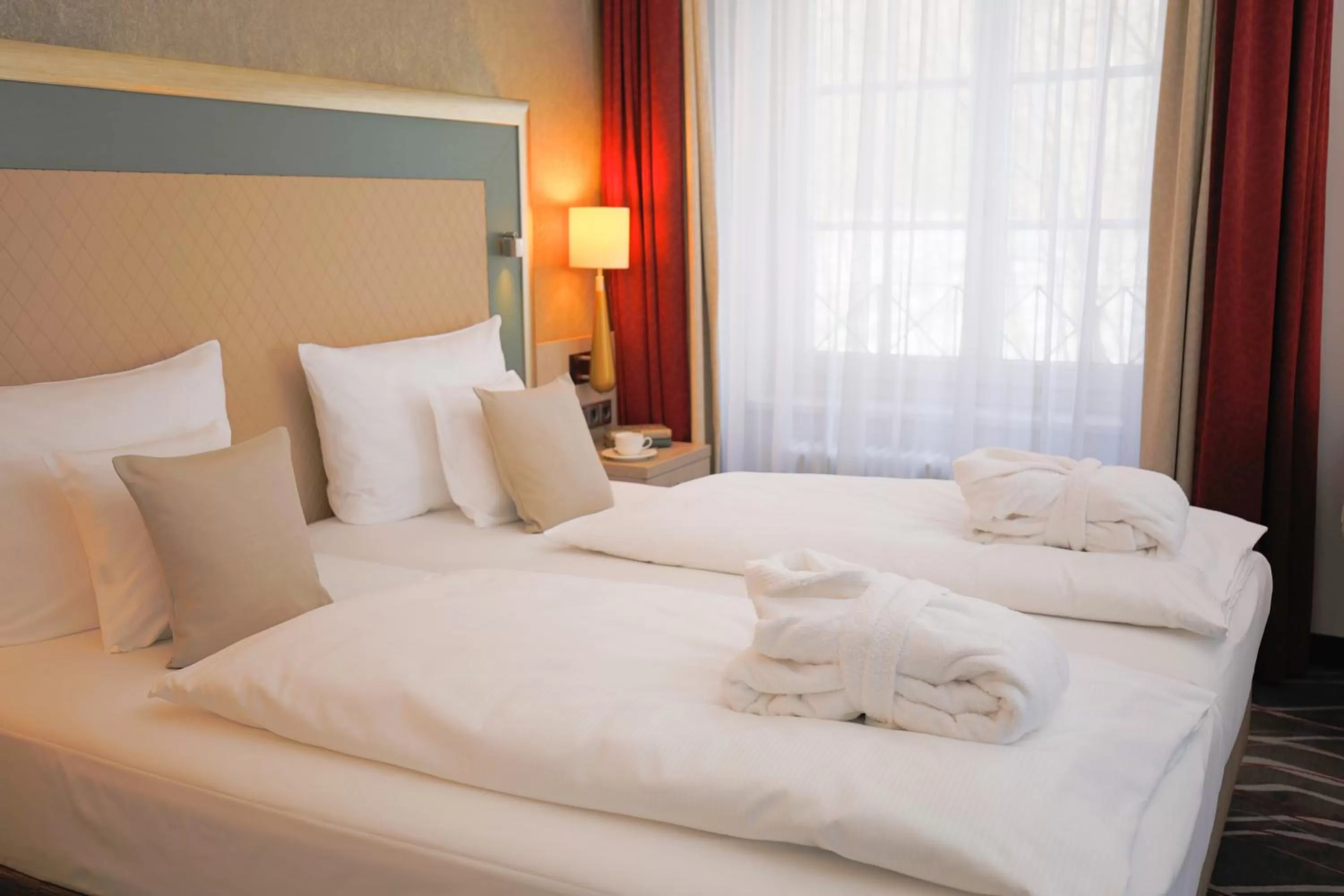 Photo of the whole room, Bed in Hotel Bayerischer Hof Miesbach, BW Premier Collection