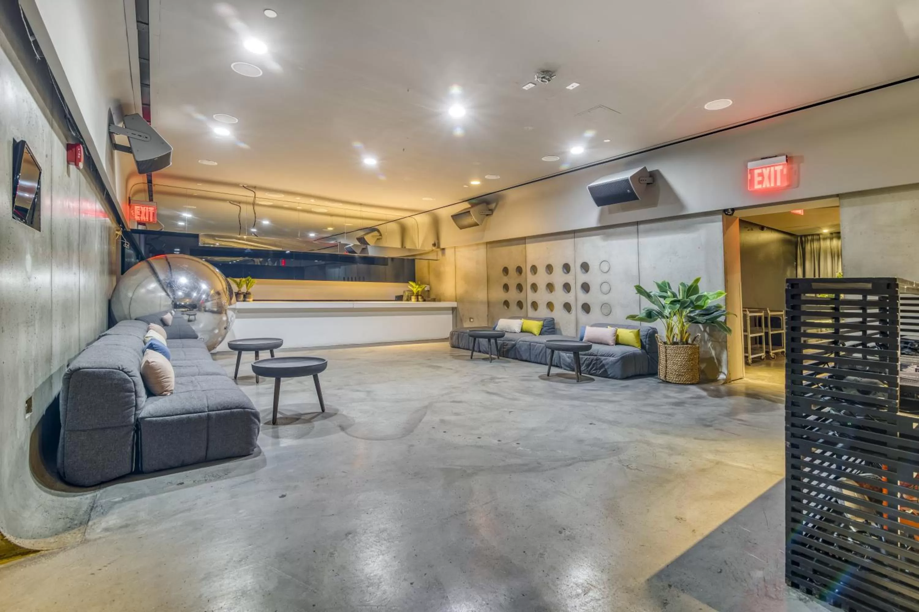 Night in Selina Chelsea