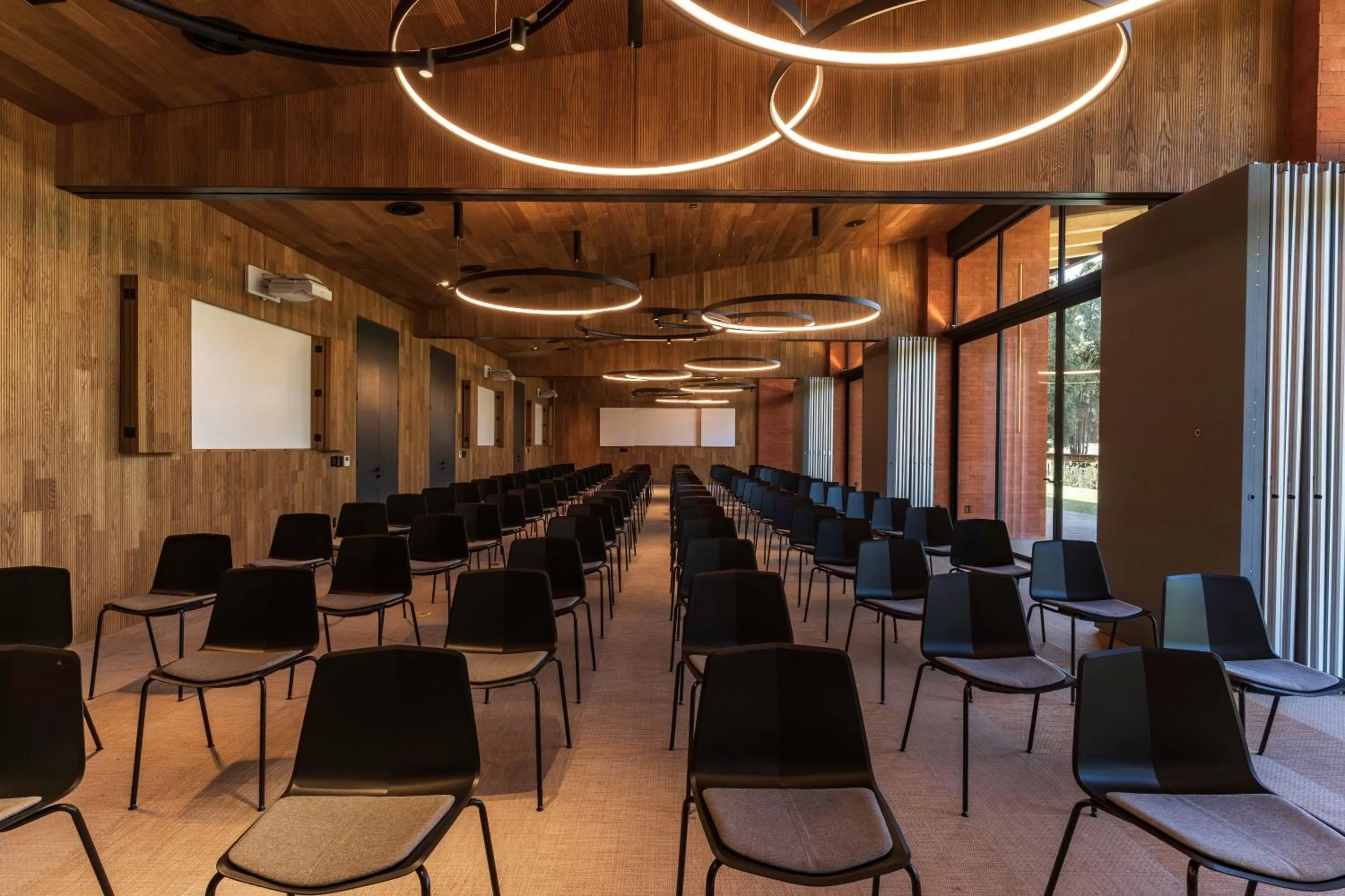 Business facilities in Hotel Avandaro Golf & Spa Resort