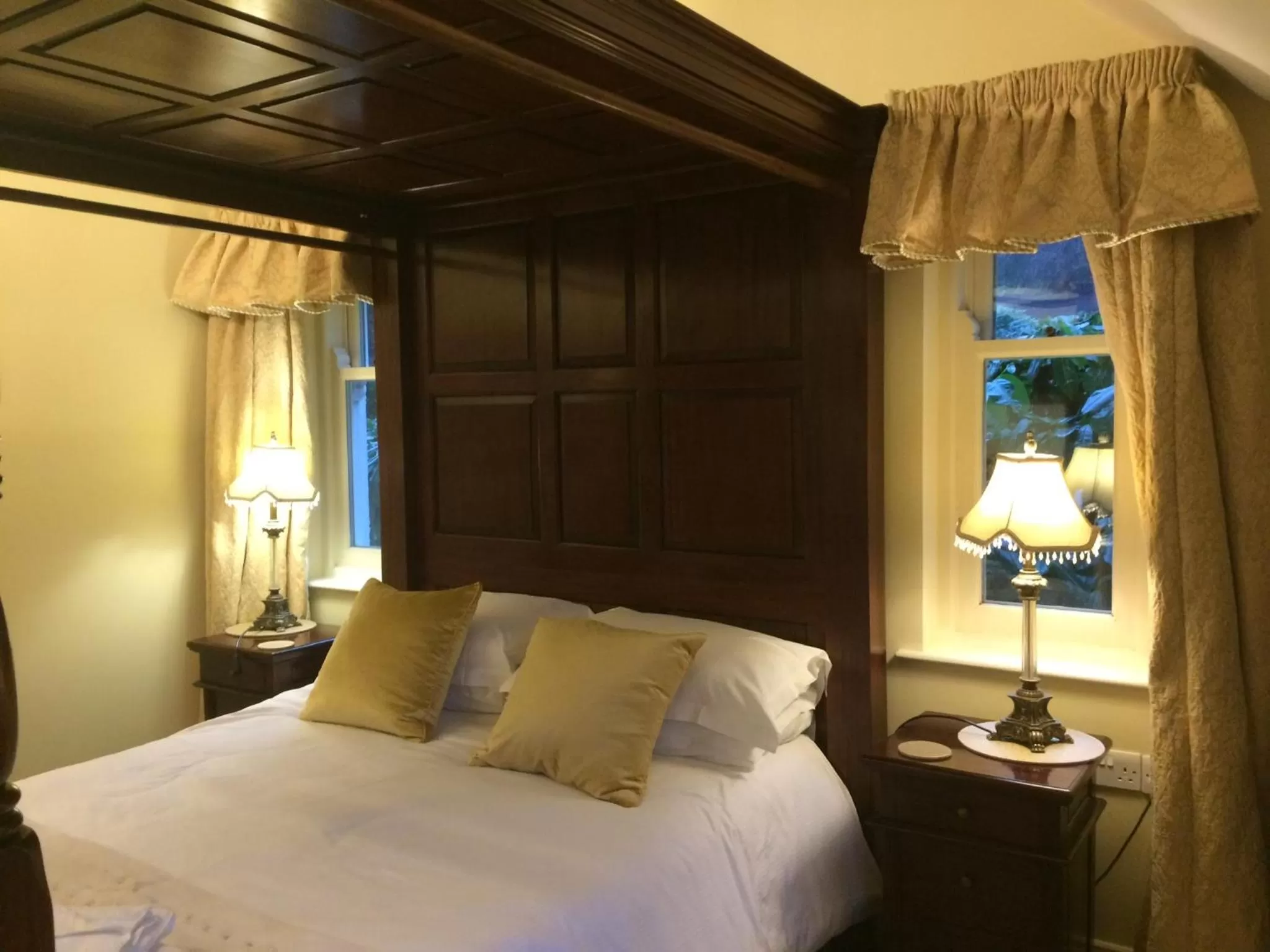 Bed in Storrs Gate House