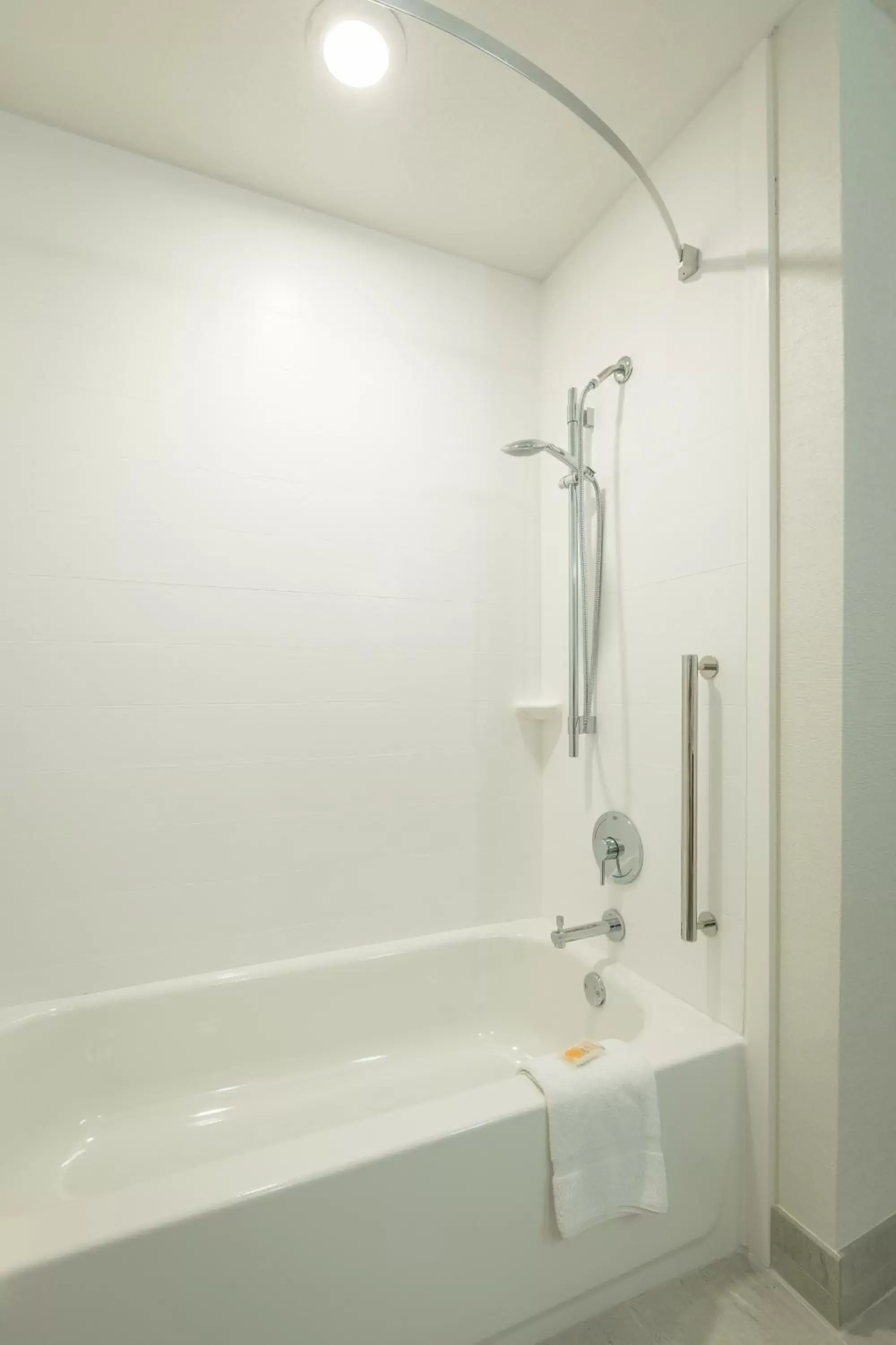 Double Suite - Non-Smoking in Holiday Inn Hotel and Suites Peachtree City, an IHG Hotel Double Suite - Non-Smoking in Holiday Inn Hotel and Suites Peachtree City, an IHG Hotel