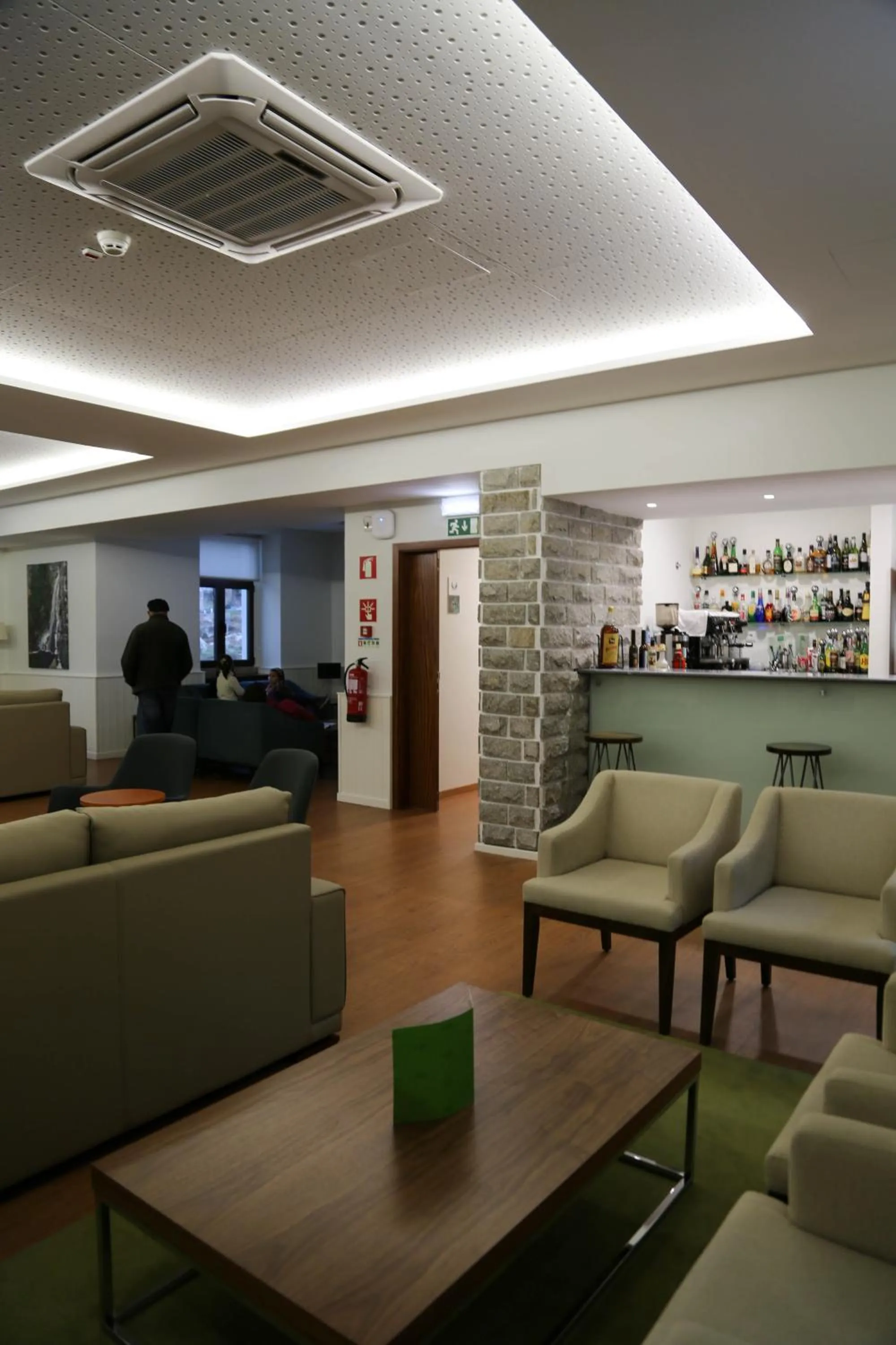 Lounge or bar in INATEL Manteigas