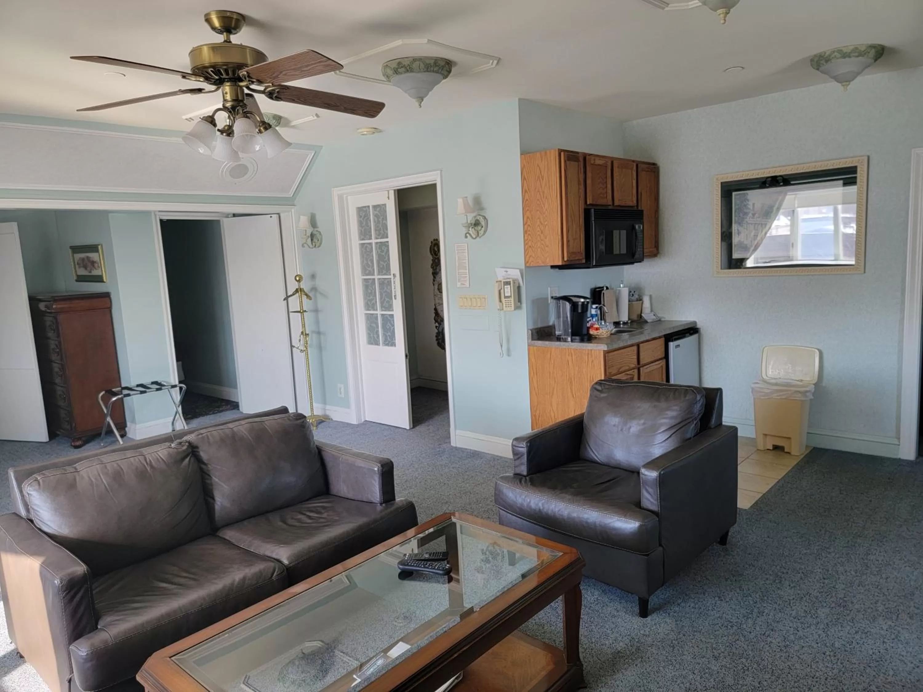 Kitchen or kitchenette in Lowell Inn