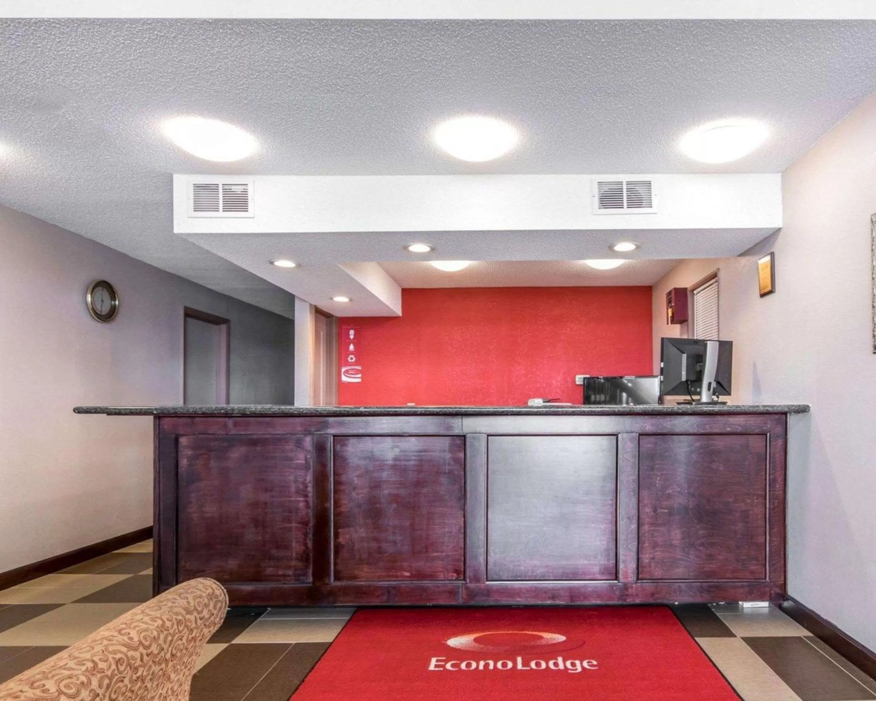 Lobby or reception in Econo Lodge Franklin South