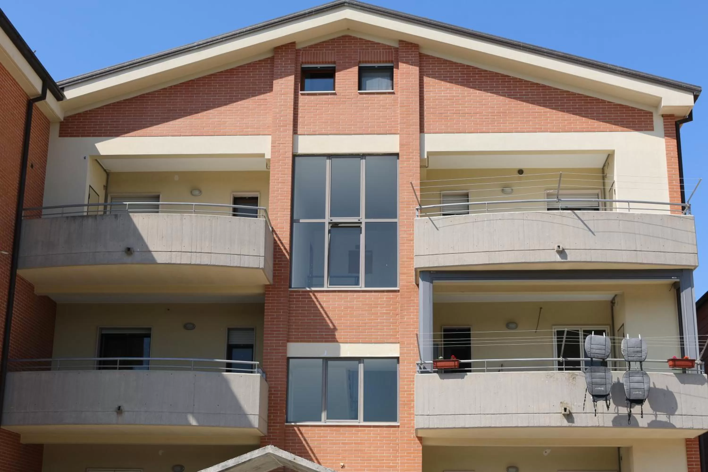 Facade/entrance, Property Building in Le Piane Rooms