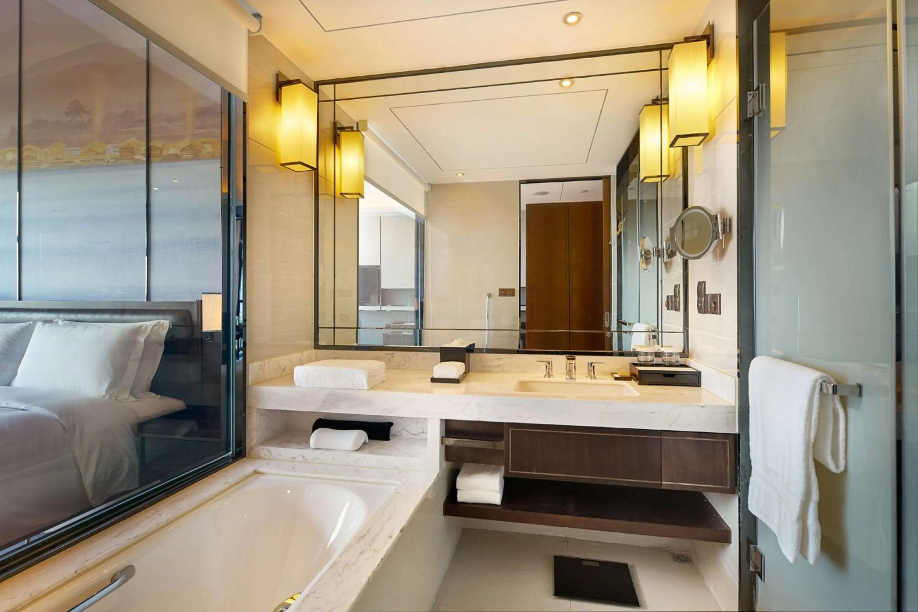 Bathroom in DoubleTree By Hilton Ningbo Beilun