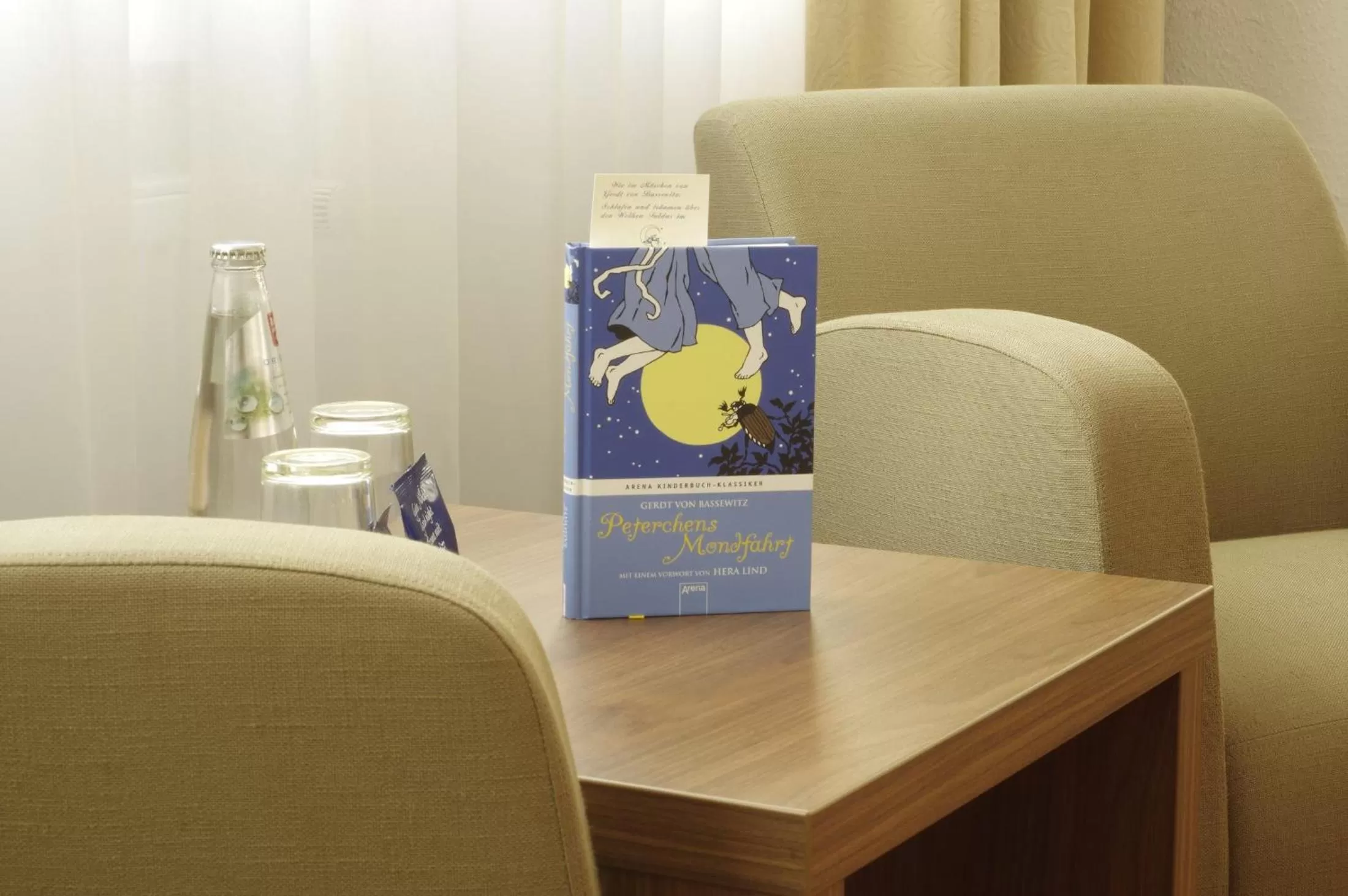 Decorative detail in Hotel Peterchens Mondfahrt