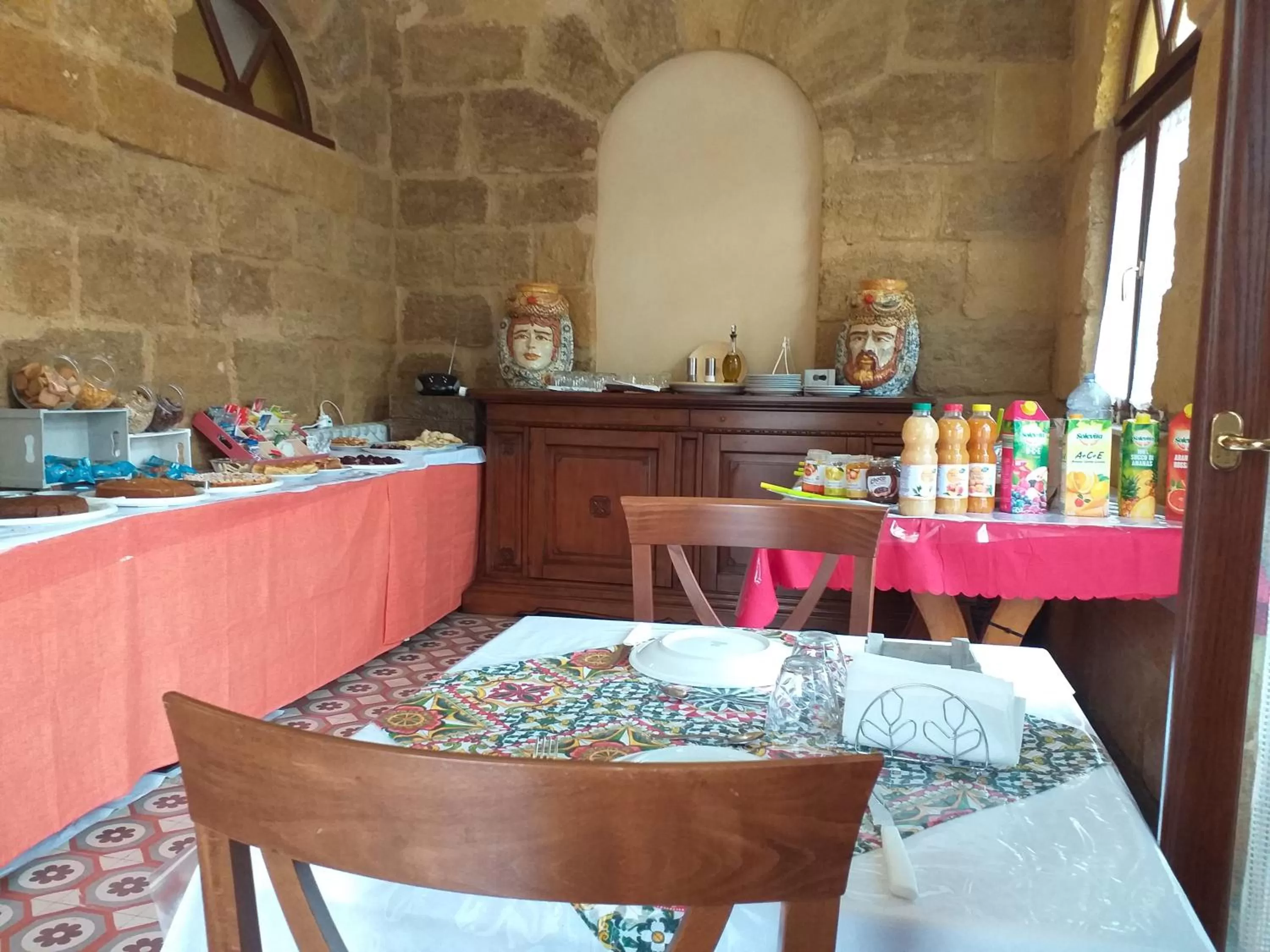 Breakfast in B&B Batarà - "La Terrazza del Centro"