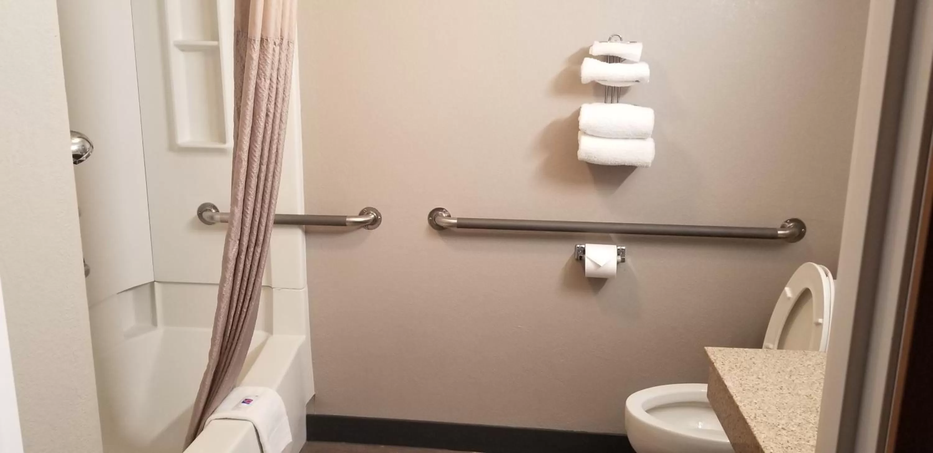 Motel 6-Elk Grove Village, IL - O'Hare