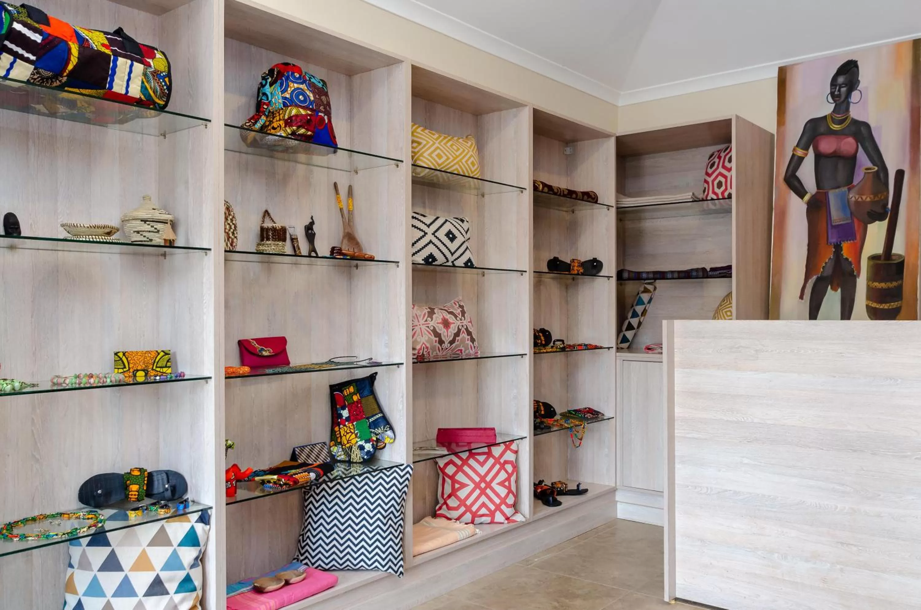 On-site shops in No.5 Boutique Hotel