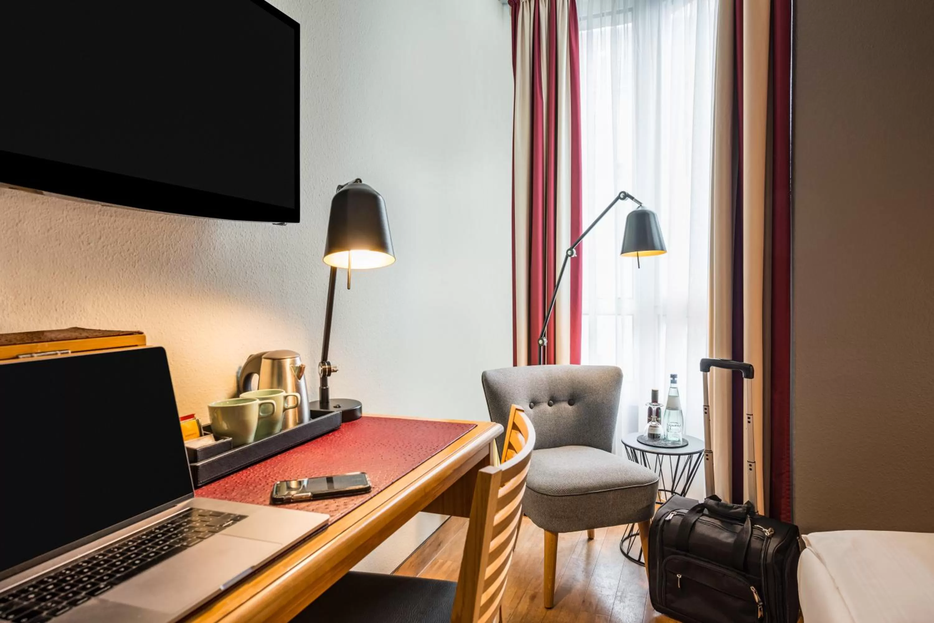 TV and multimedia in Mercure Hotel Berlin Zentrum Superior