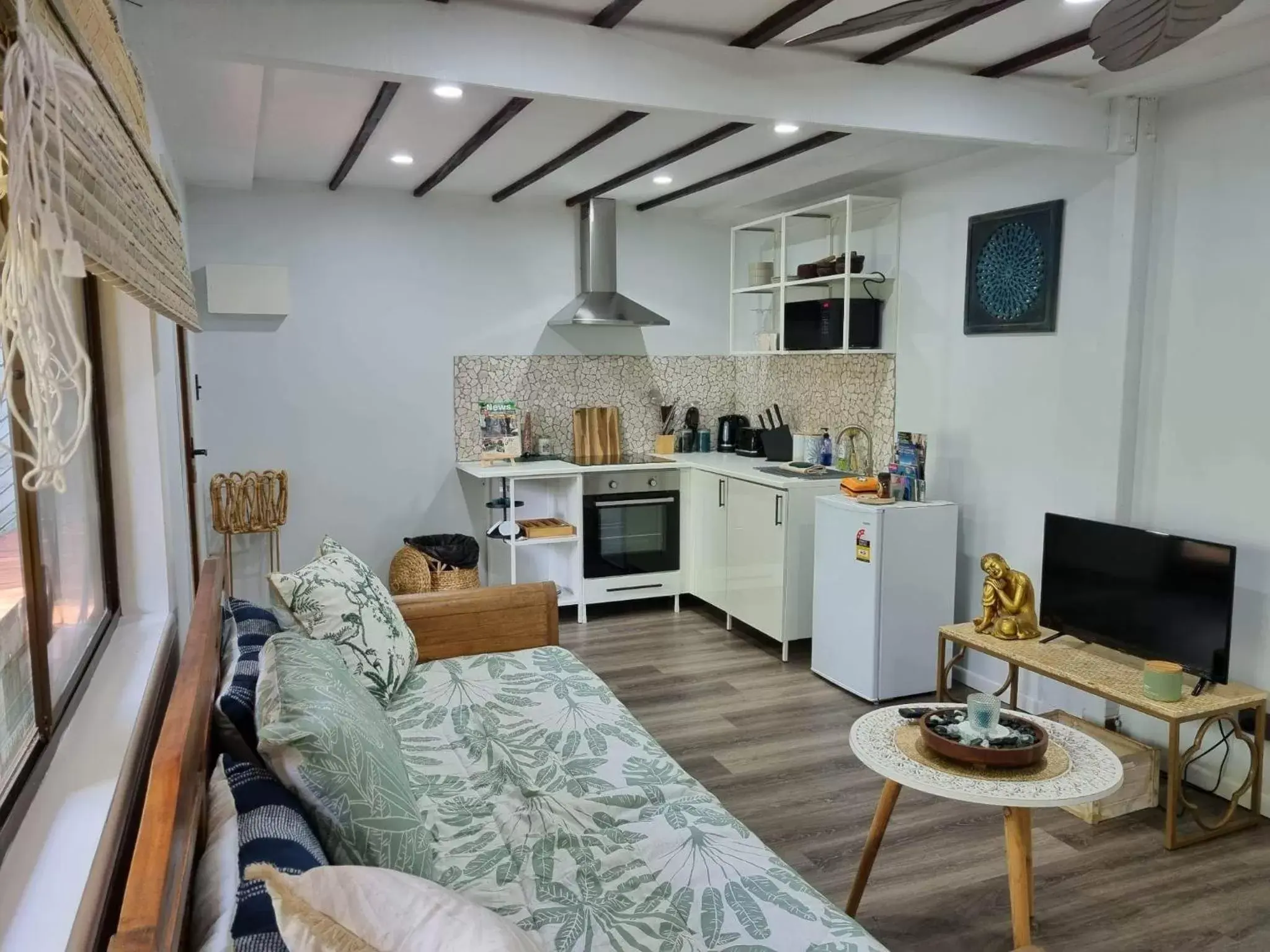 TV and multimedia, Seating Area in Rahasia Rainforest Retreat TV and multimedia, Seating Area in Rahasia Rainforest Retreat