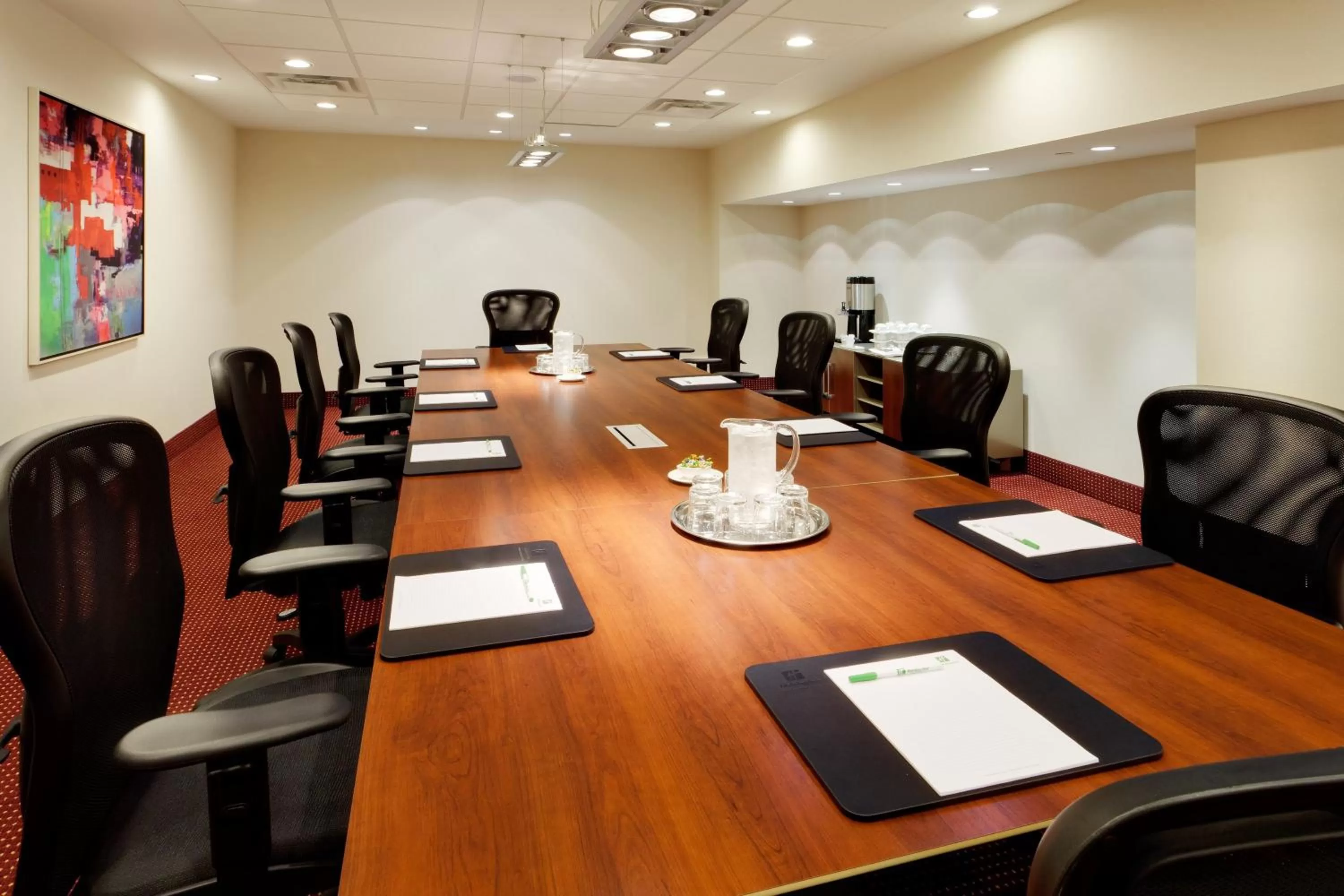Meeting/conference room in Holiday Inn Toronto Downtown Centre by IHG