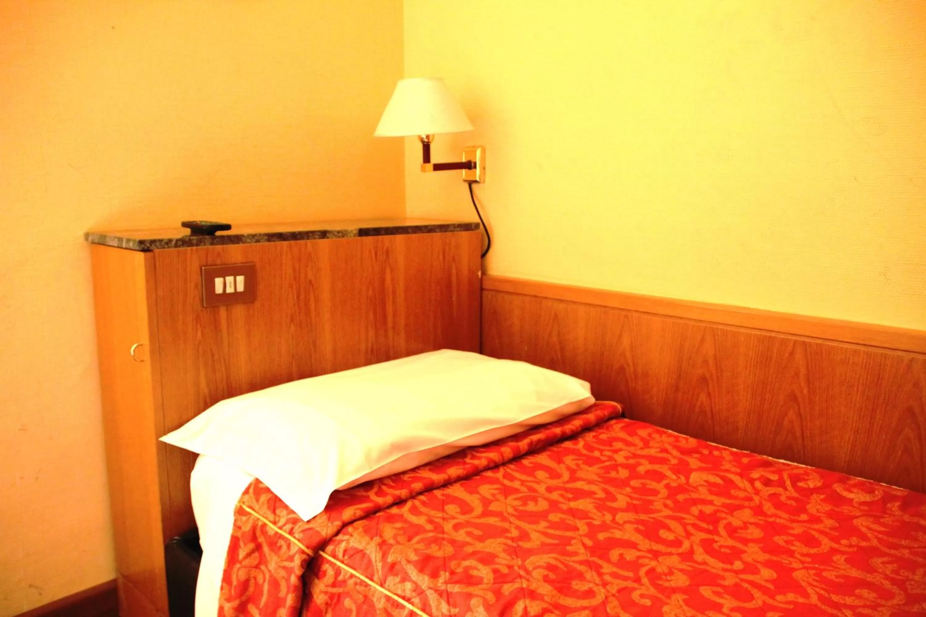 Bed in Hotel Vecchia Milano